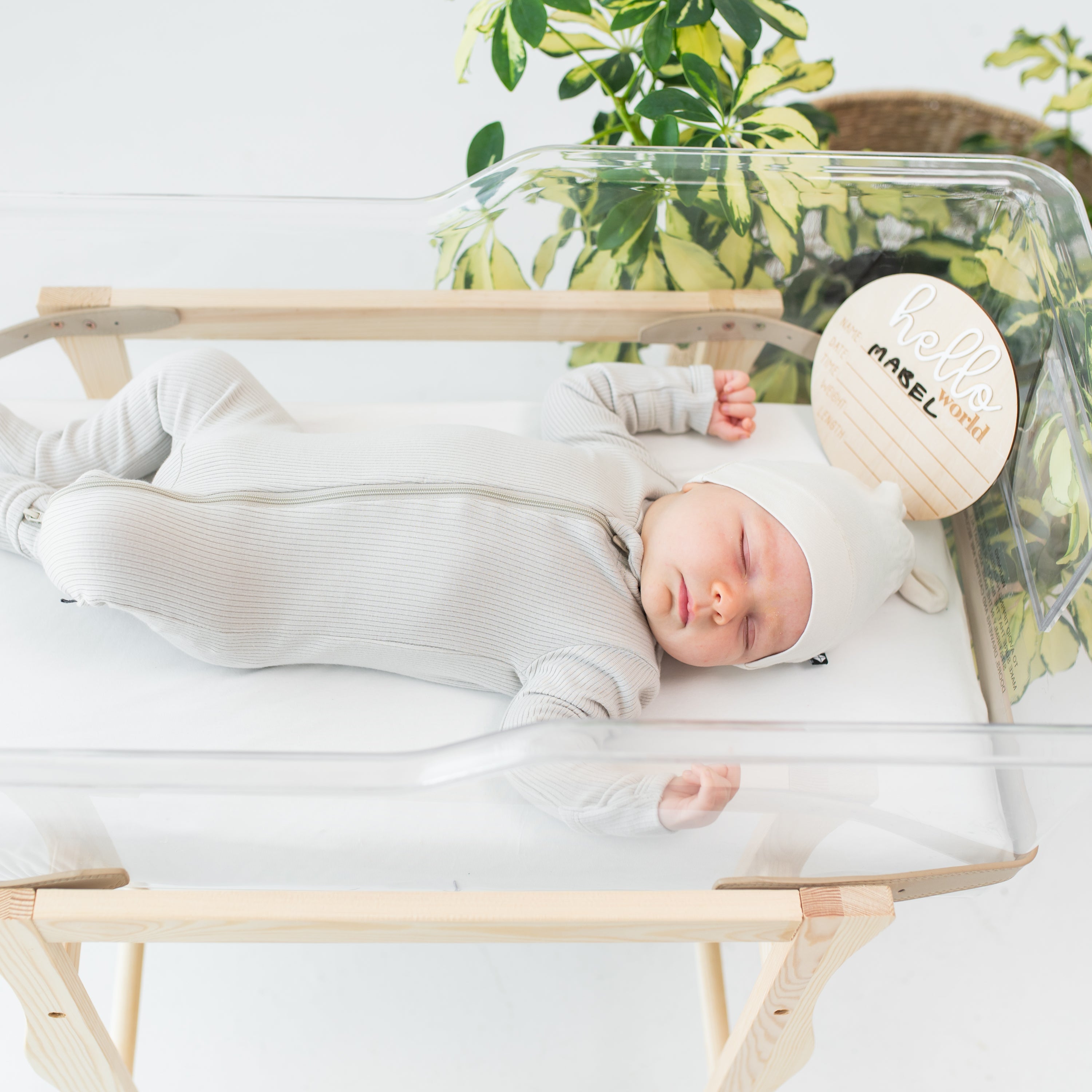 How to Choose the Best Infant Pajamas for Your Baby