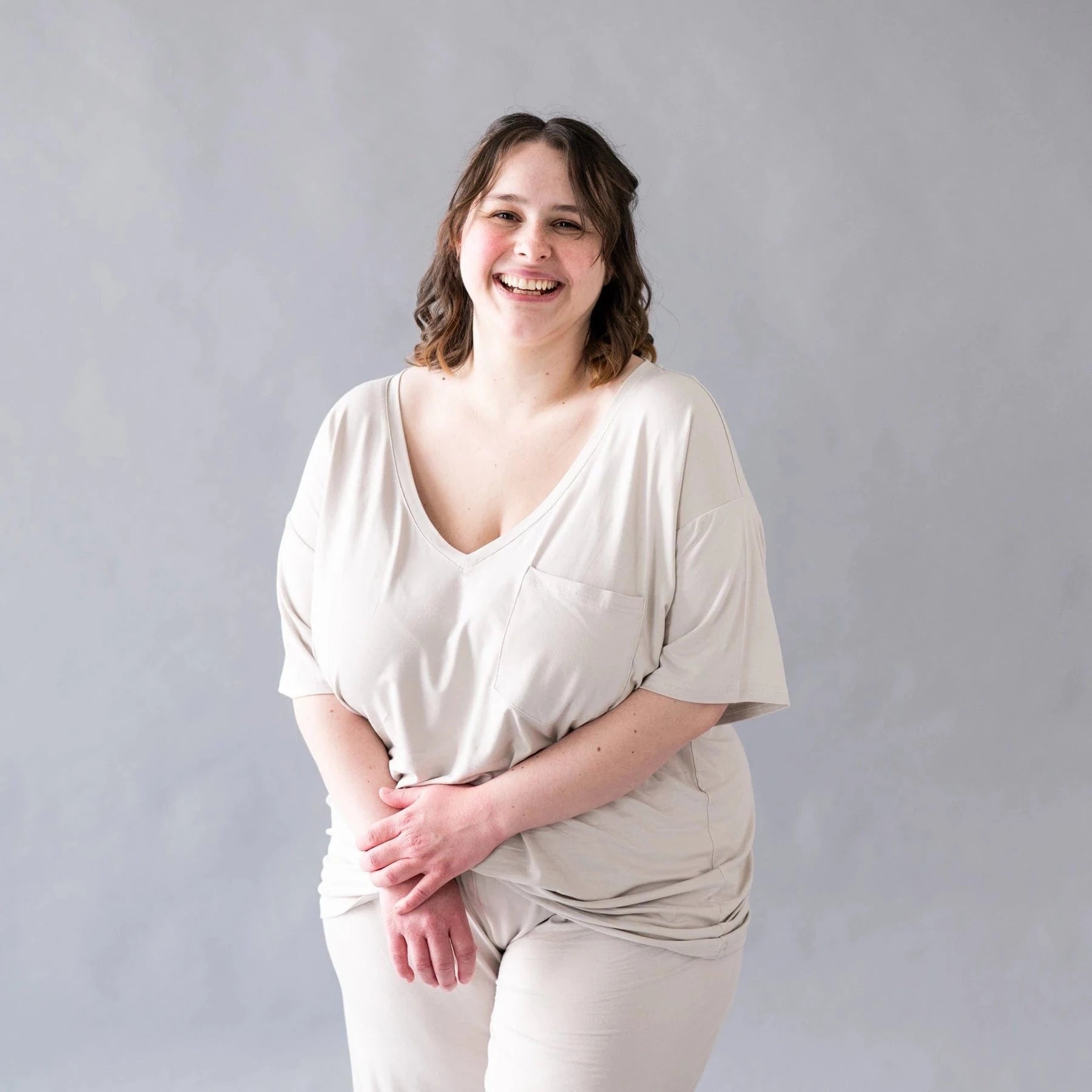 Women Modeling Oat V-Neck and Oat Lounge Pants