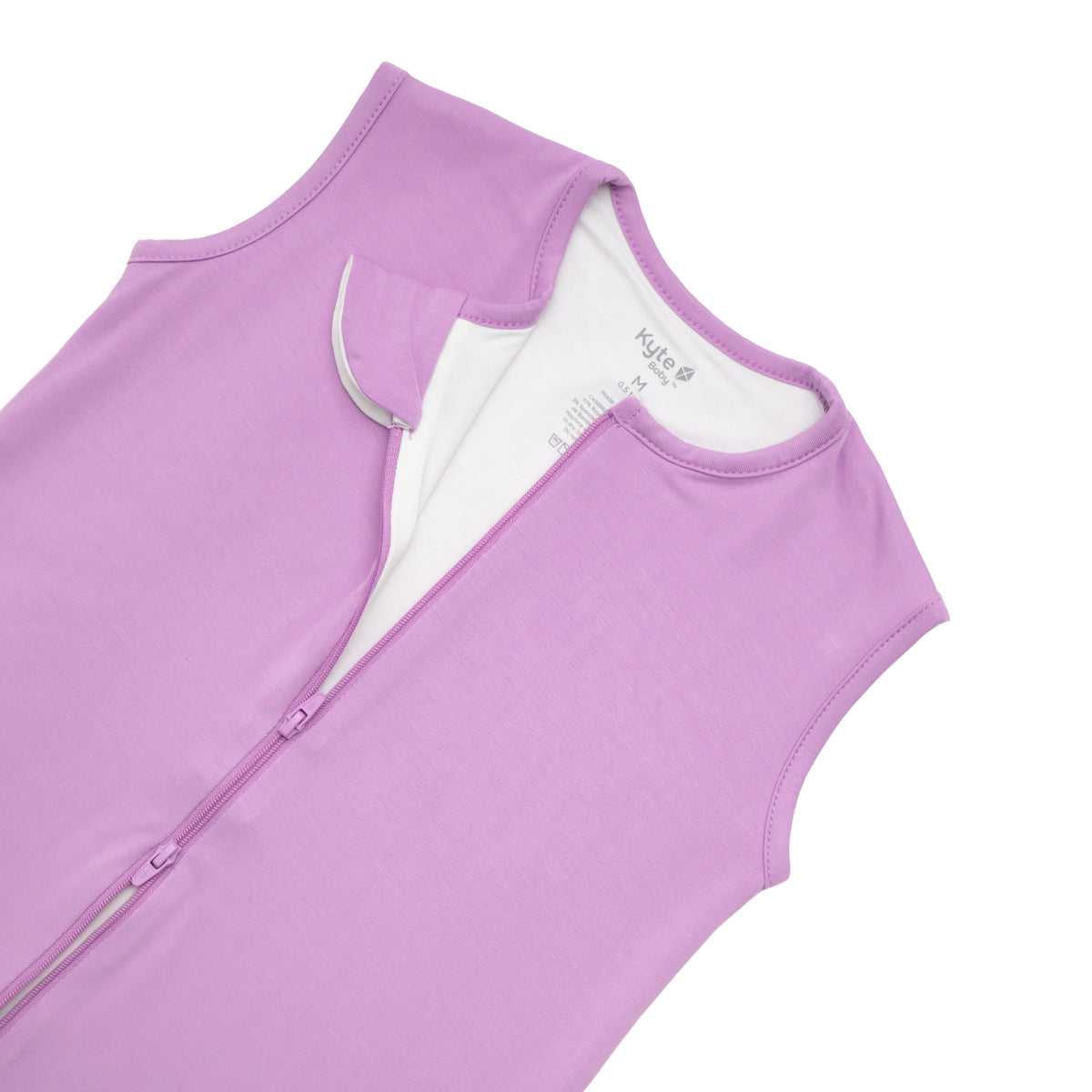 Close up of Sleep Bag Walker in Poi 0.5 zipper garage and top zipper