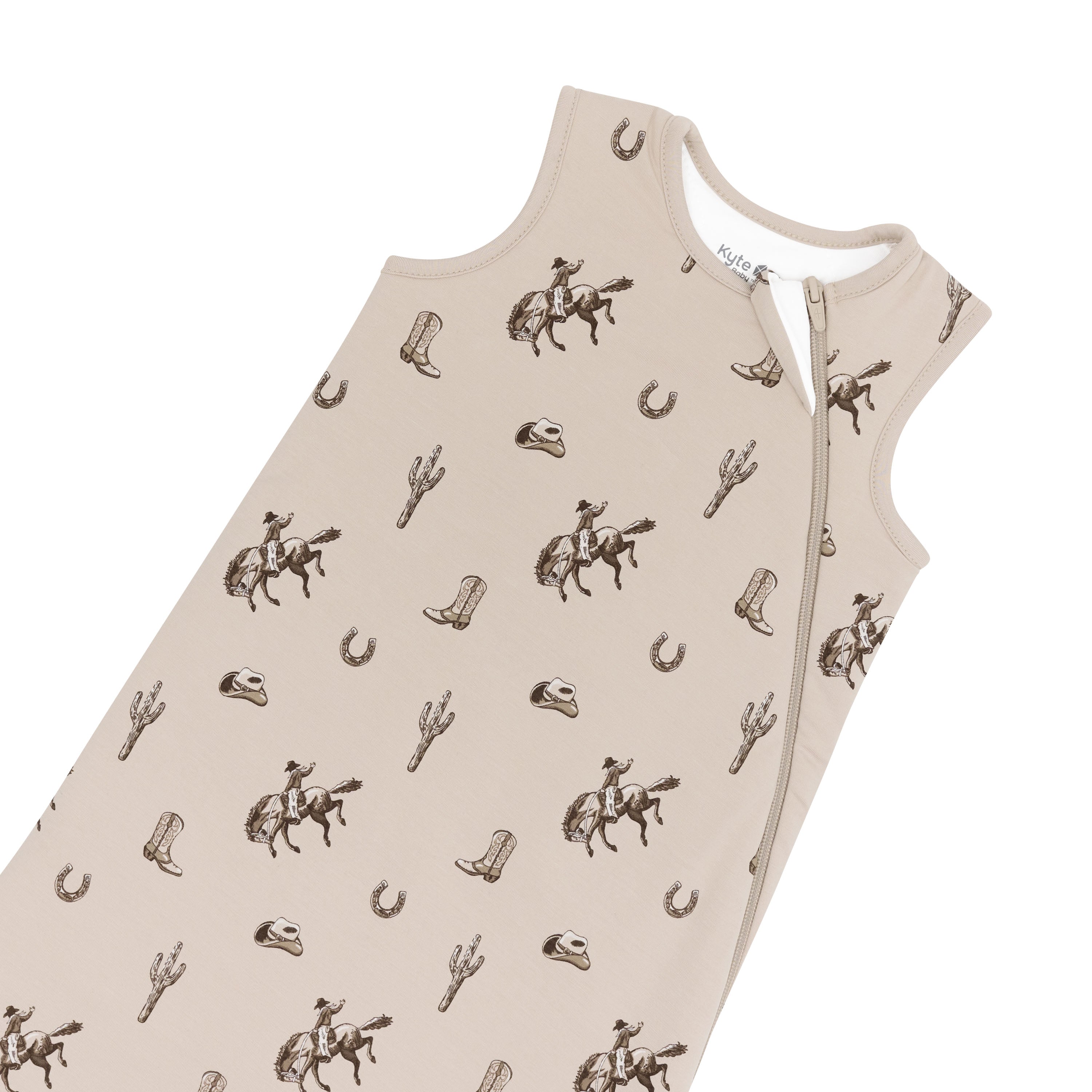 Close up of the zipper garage and top zipper shown on the Sleep Bag in Classic Cowboy 1.0