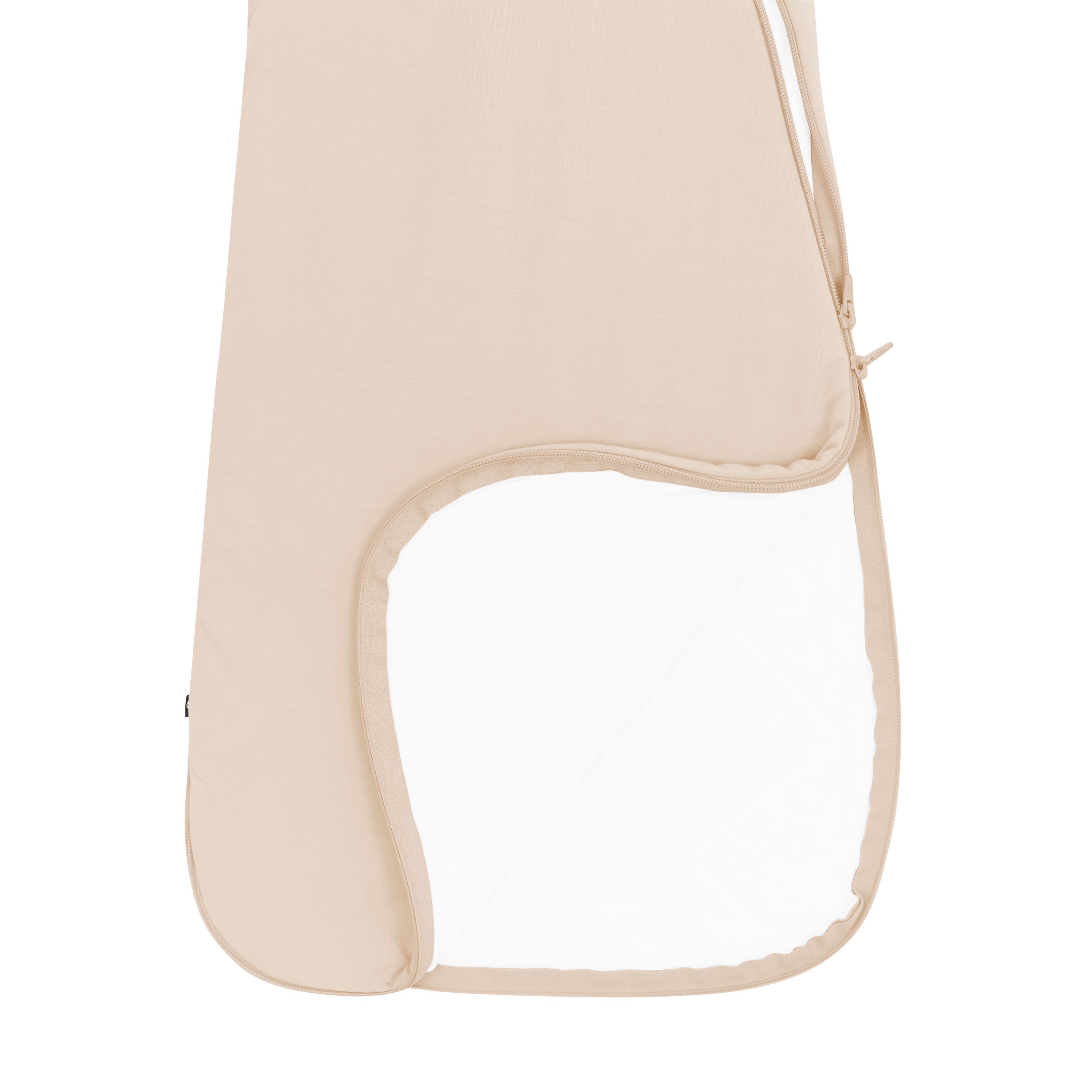 Double zipper shown on the Sleep Bag in Bisque 1.0