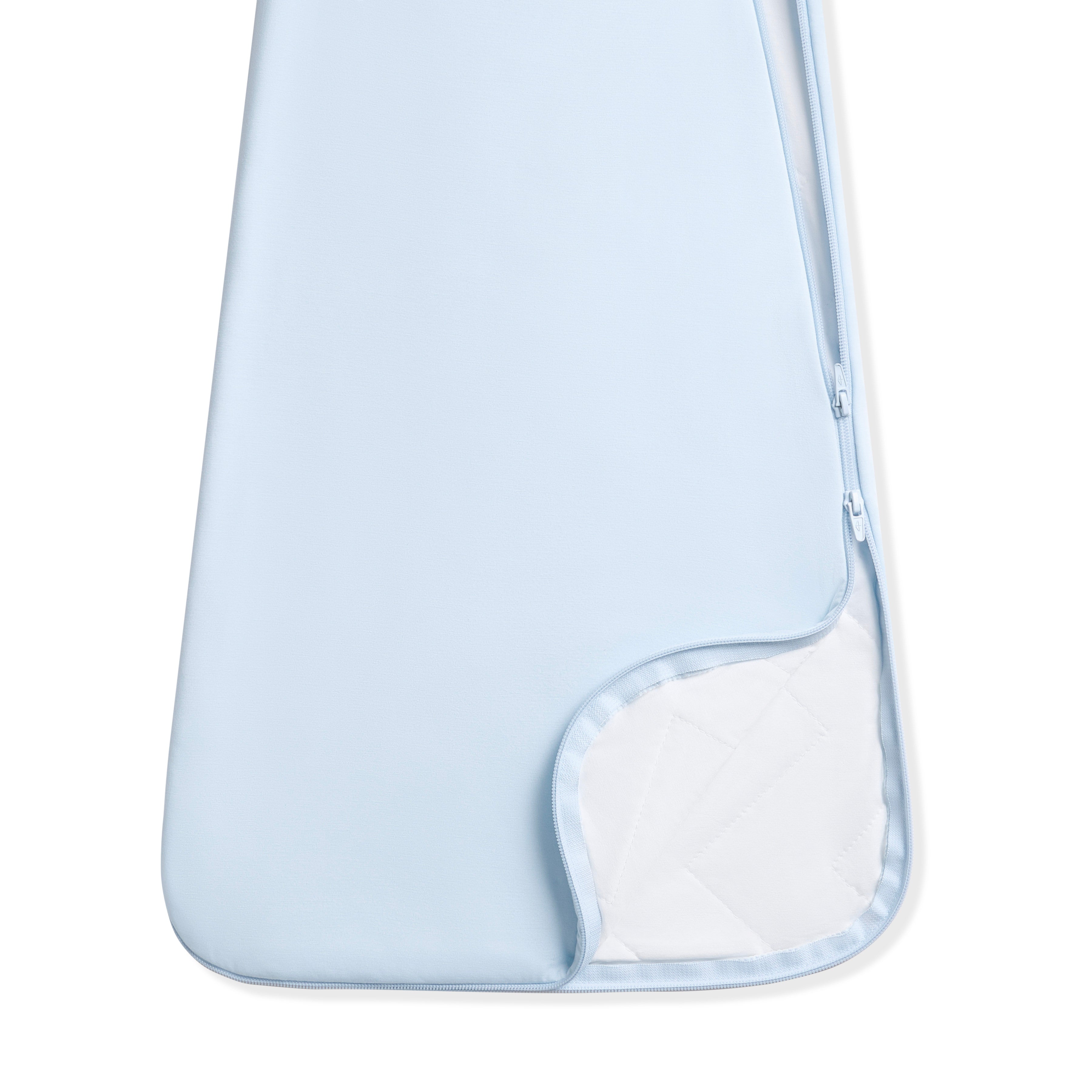 Double Zipper shown on the Sleep Bag in Breeze 1.0