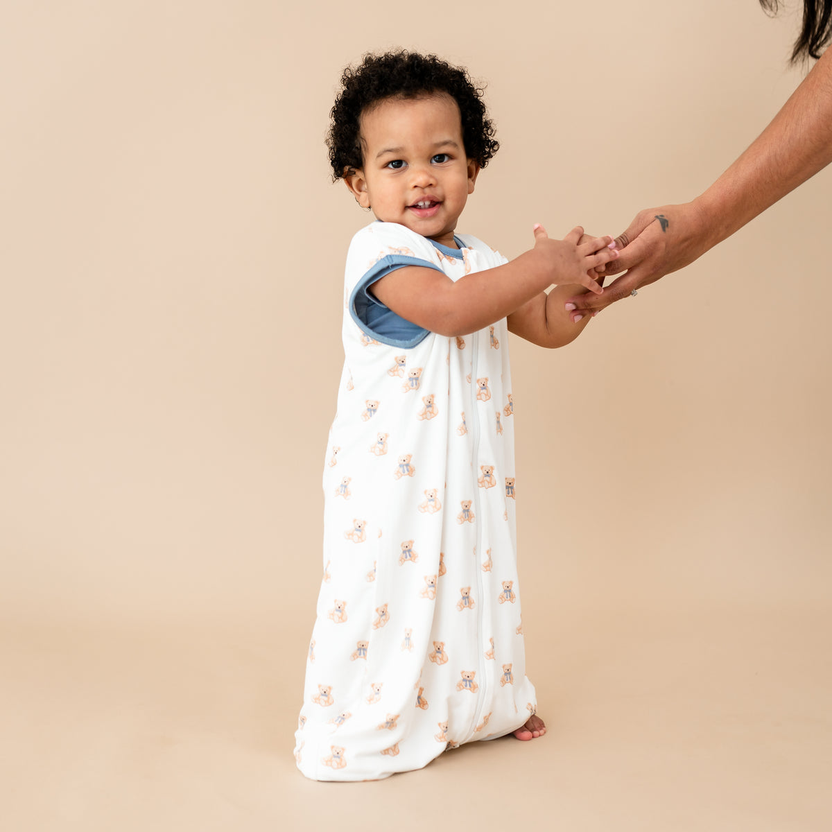 toddler wearing Sleep Bag Walker in Teddy Bear 0.5