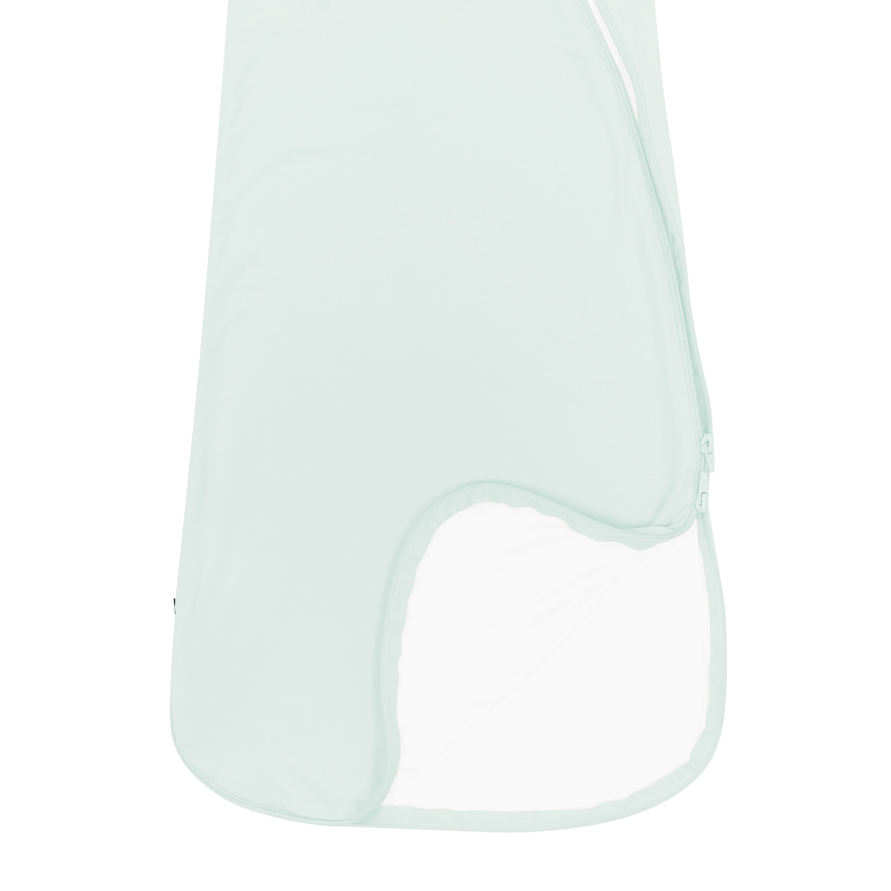 Bottom zipper shown unzipped on the Sleep Bag in Dew 0.5