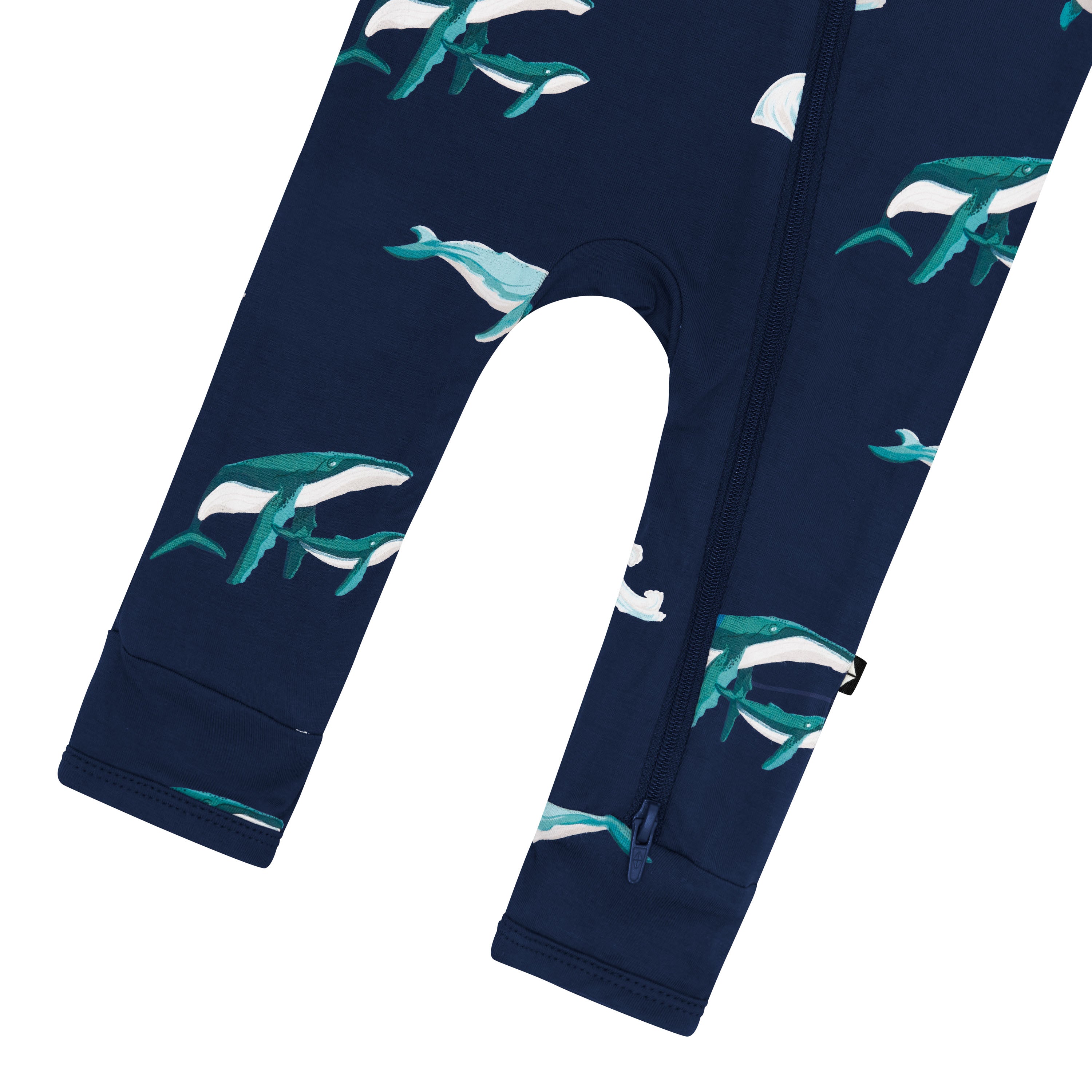 Dual zipper on Kyte Baby Zippered Romper in Humpback whale print