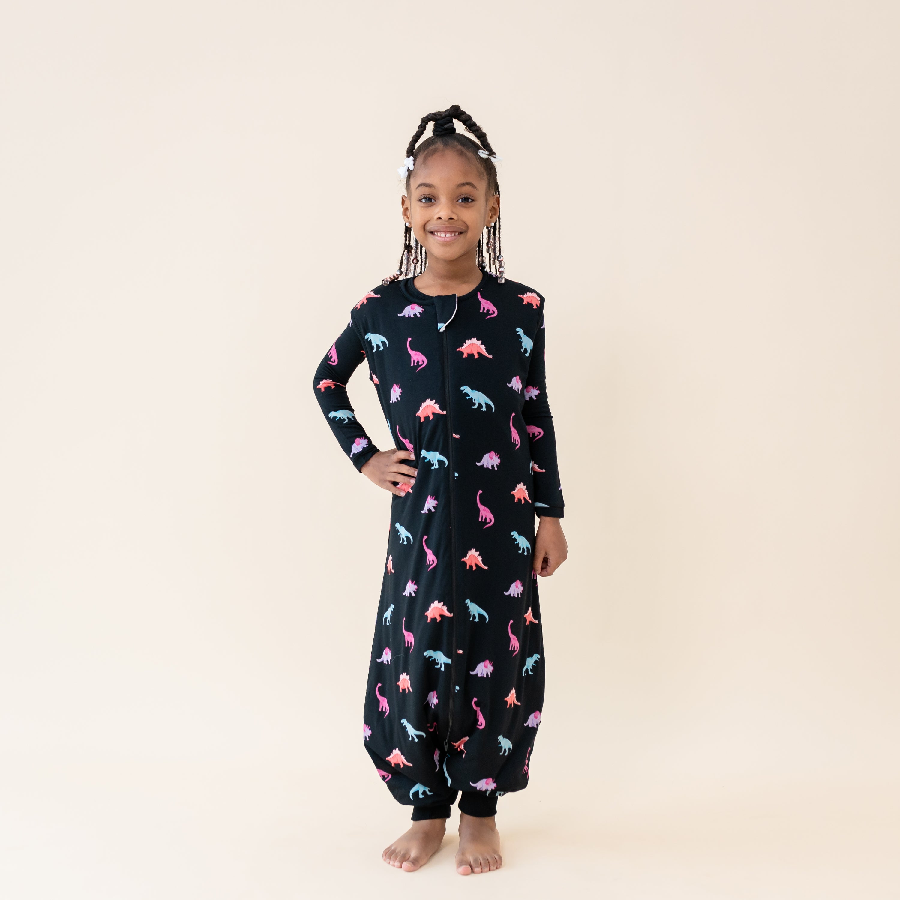 Child modeling 1.0 TOG Sleep Bag Walker in Midnight Roar