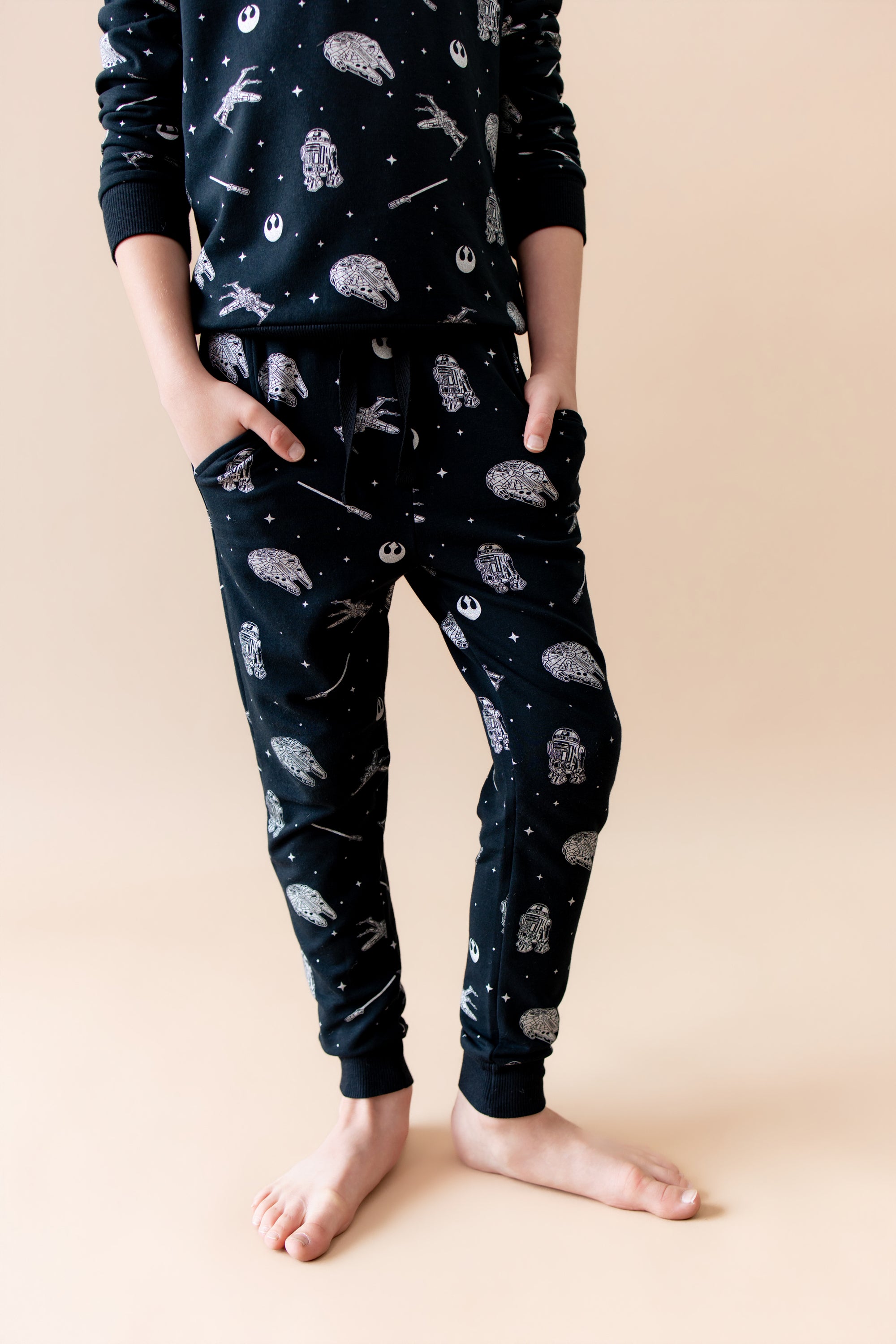 Close up of the pants on the Long Sleeve Jogger Set in STAR WARS™