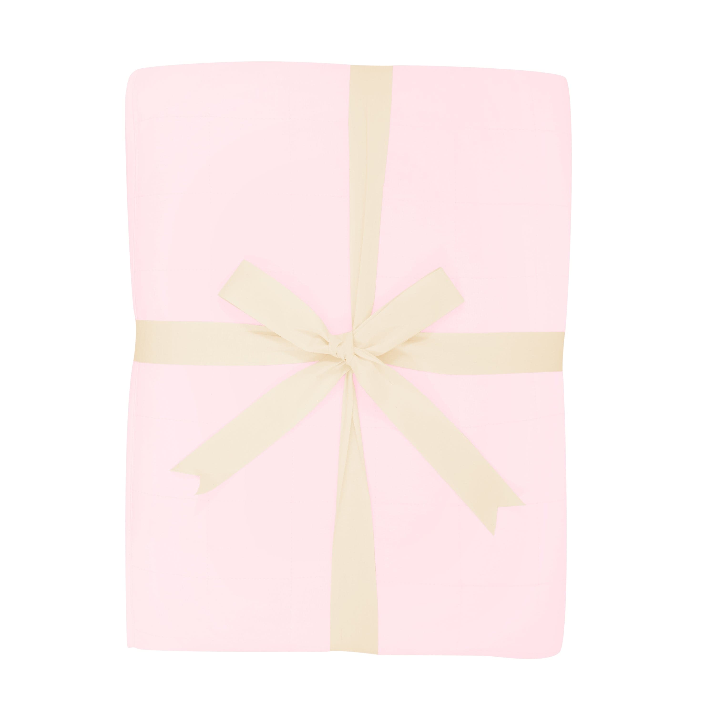 Kyte Baby Adult Quilted Blanket in Sakura 1.0