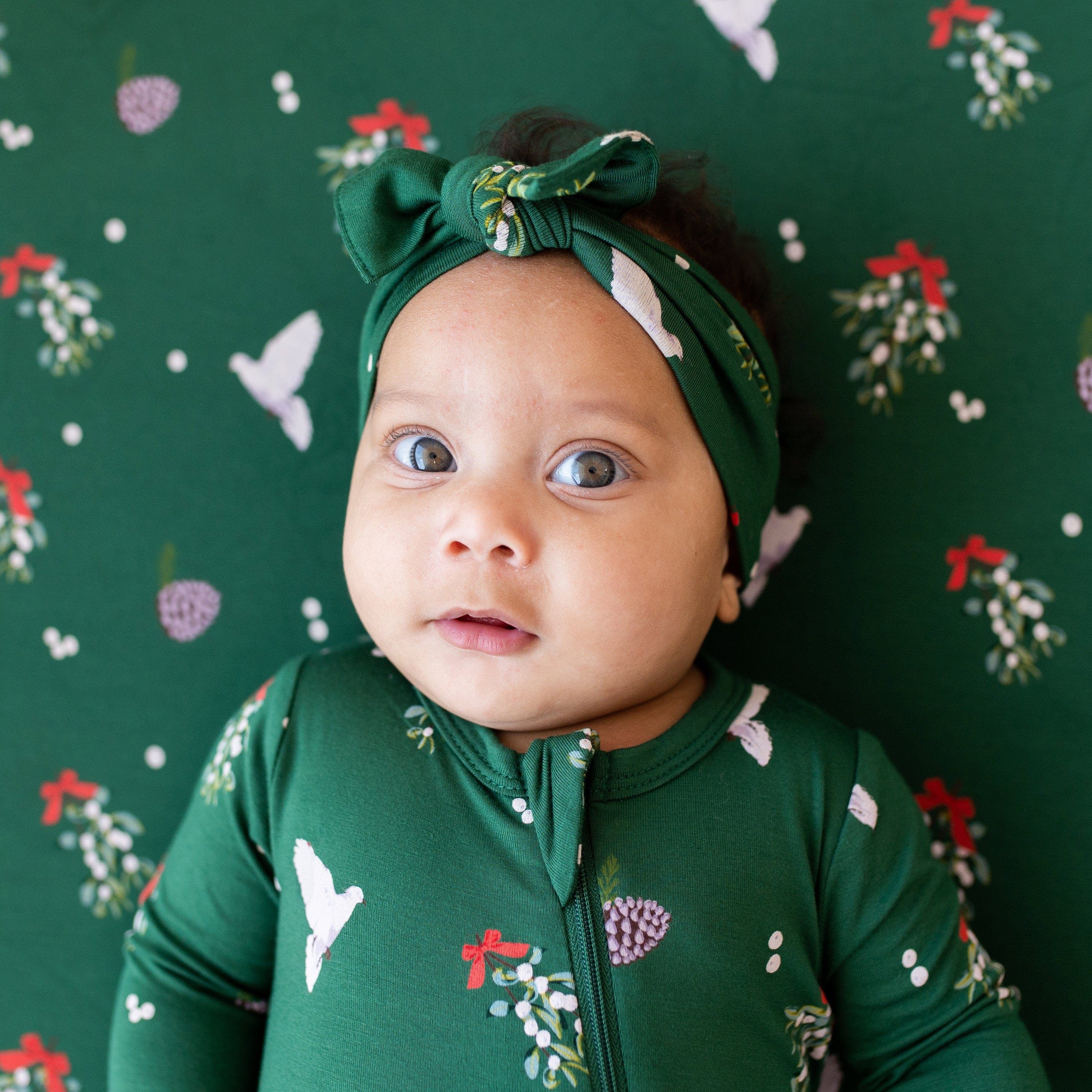 Kyte BABY Baby Bows Bow in Mistletoe