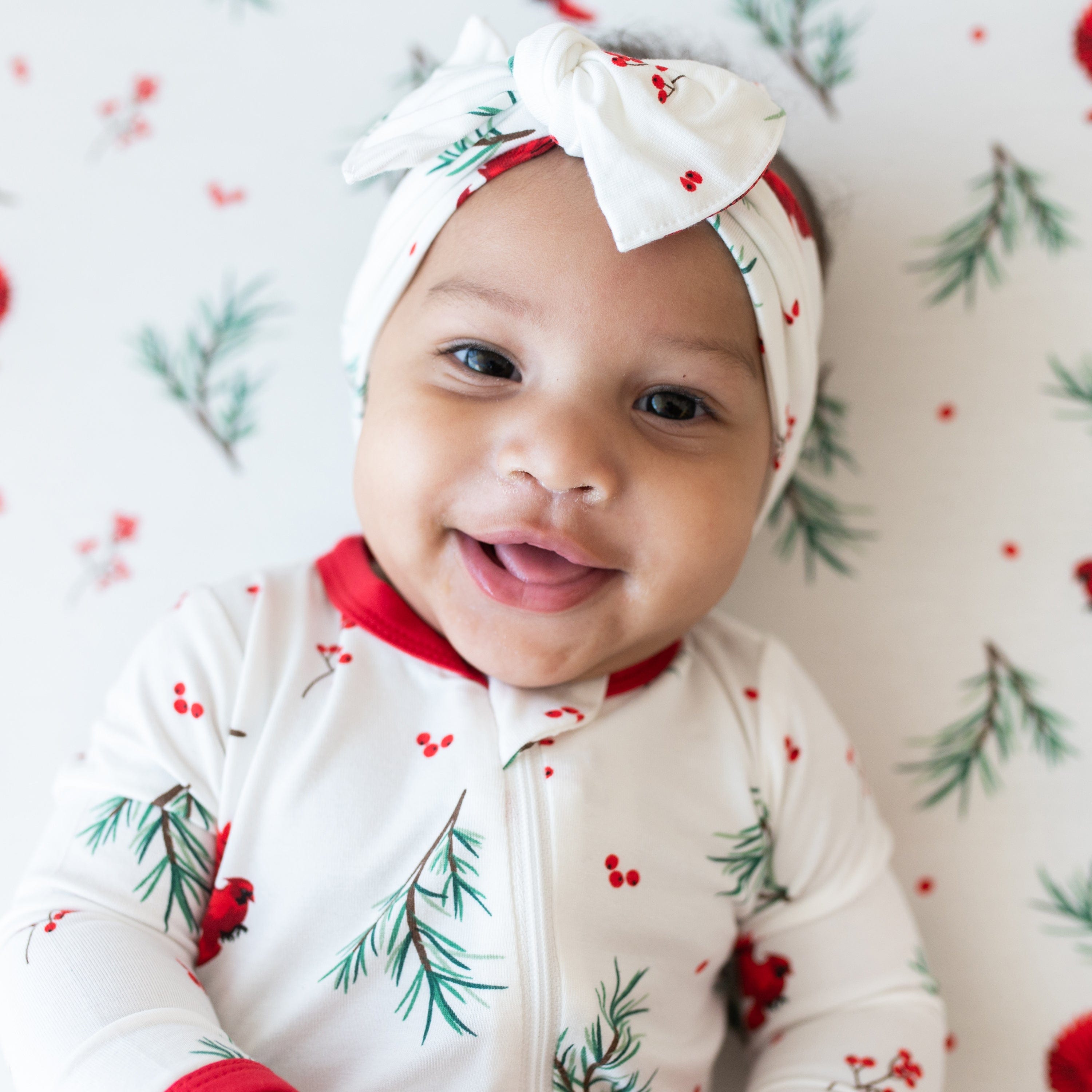 Kyte BABY Baby Bows Bow in Winterberry