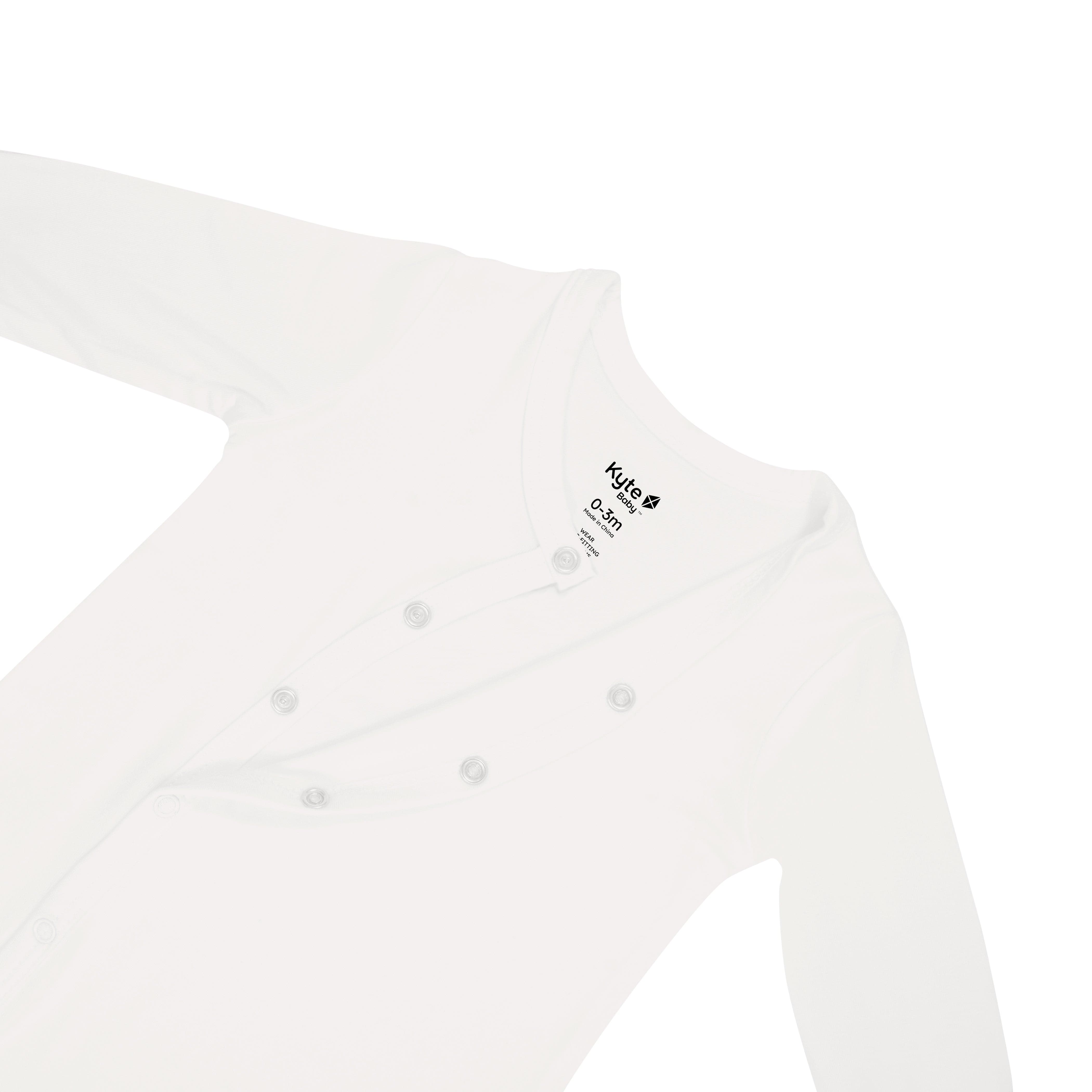 Snap closure on Kyte Baby Bundler in Cloud