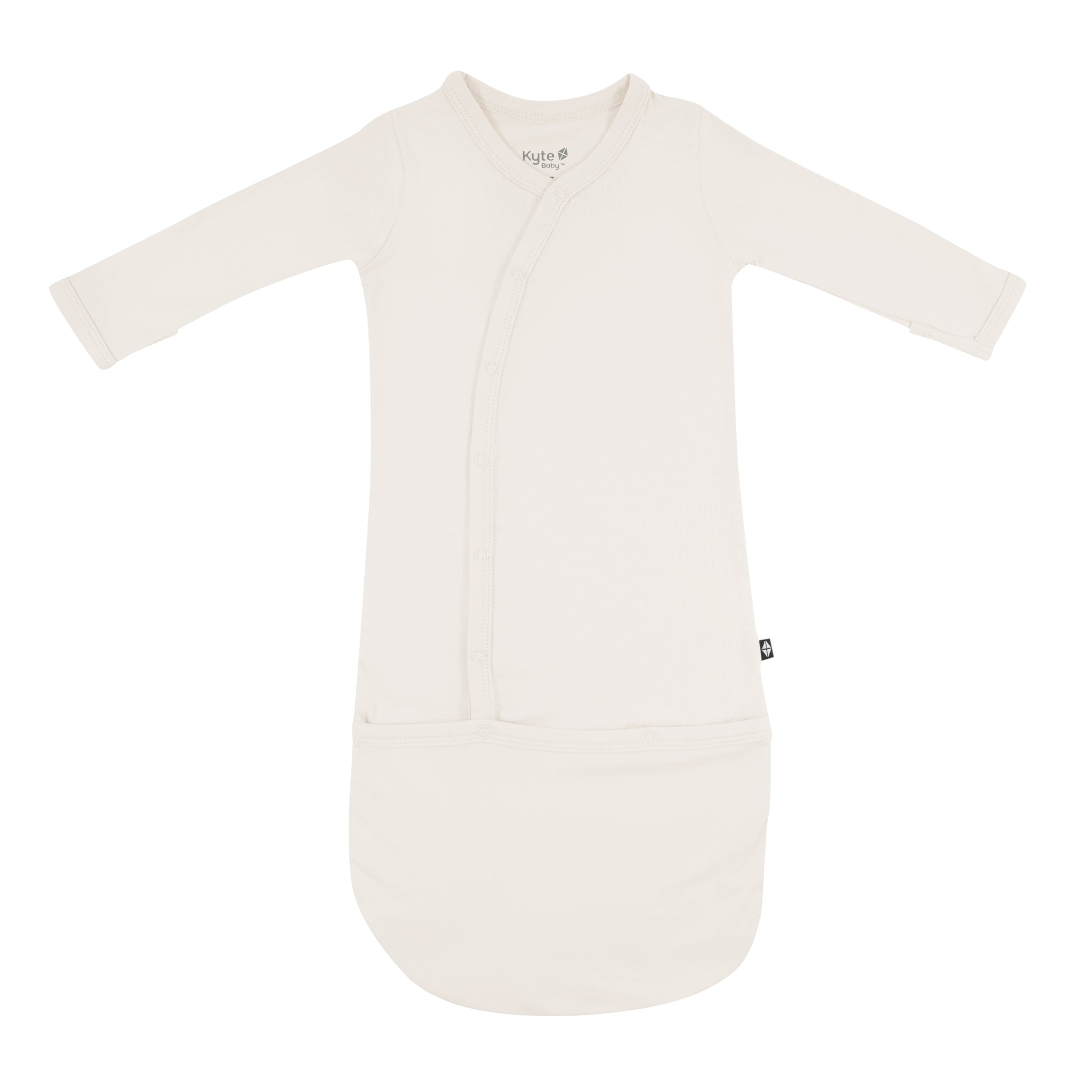 Flat lay of Kyte Baby Bundler in Oat