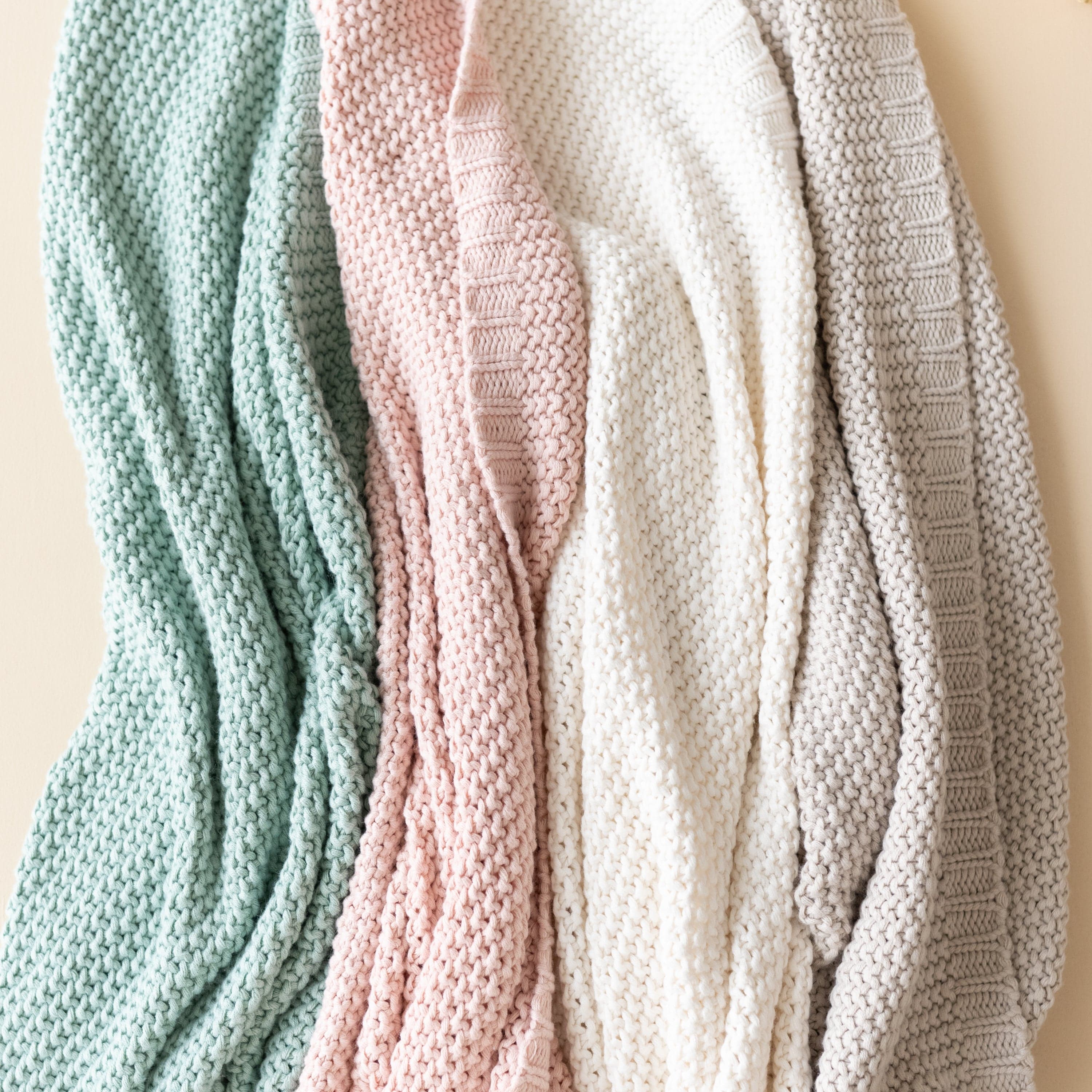 Kyte Baby Chunky Knit Toddler Blankets with Ribbed Border