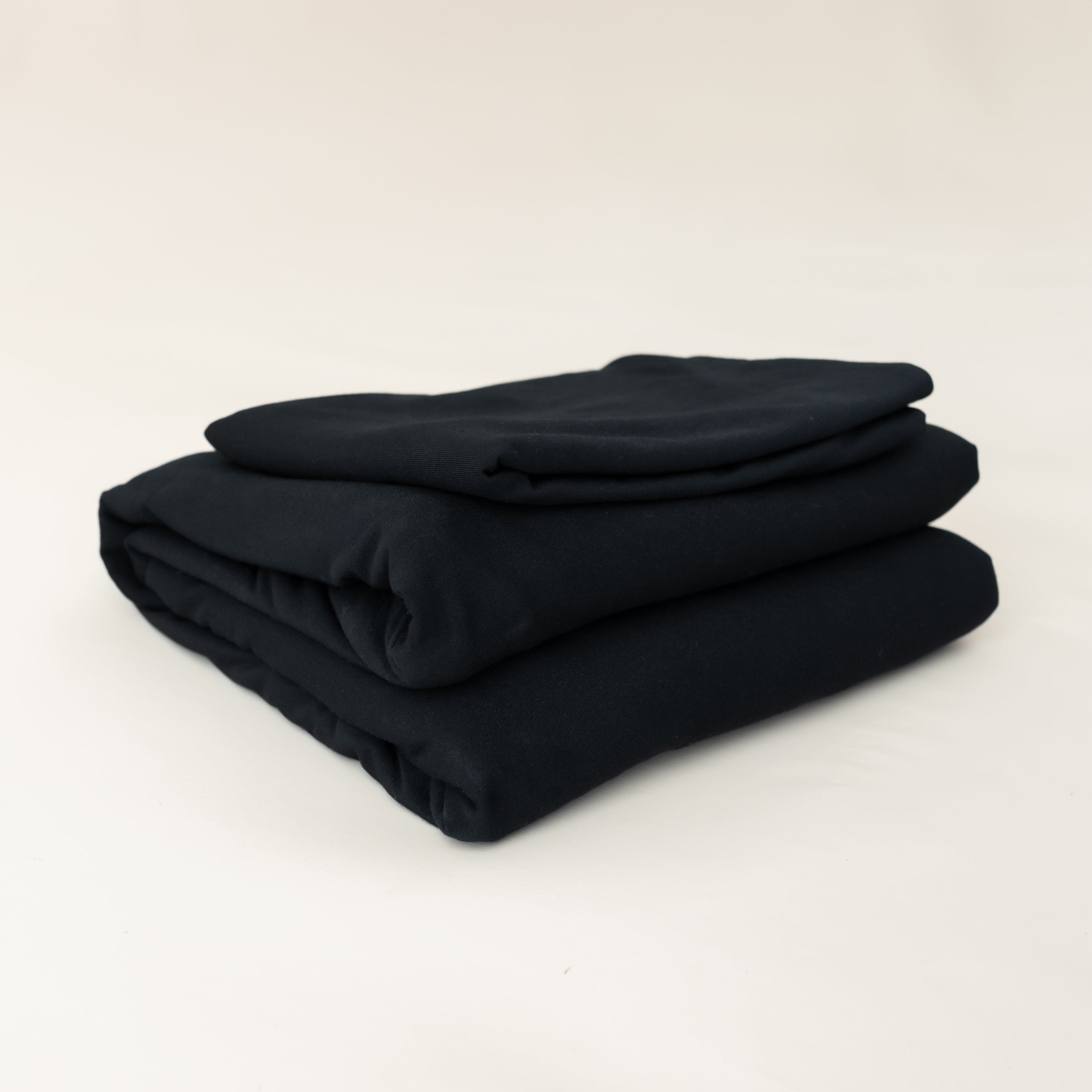 Kyte Baby Fitted Sheet with Pillowcases in Midnight