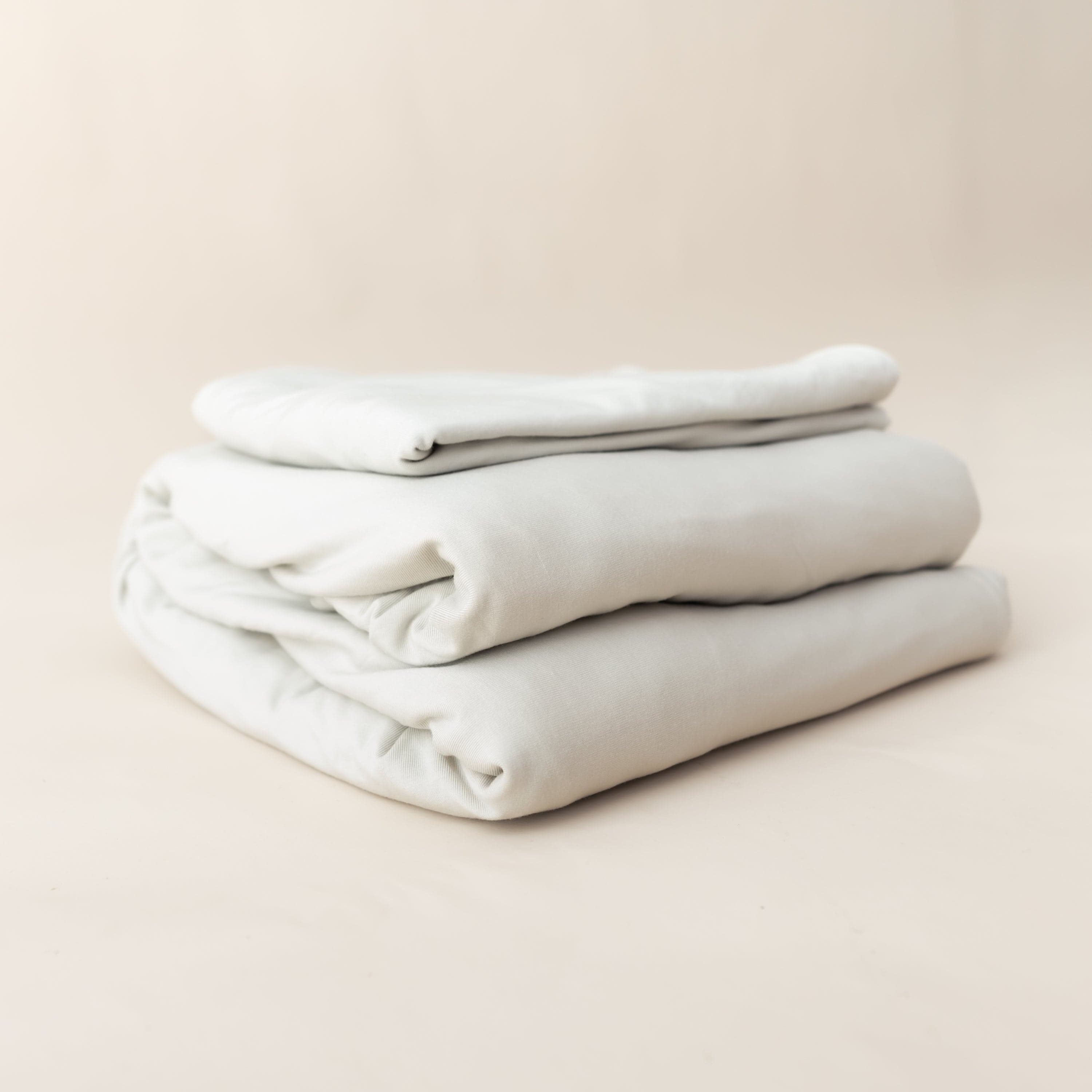 Kyte Baby Fitted Sheet with Pillowcases in Oat