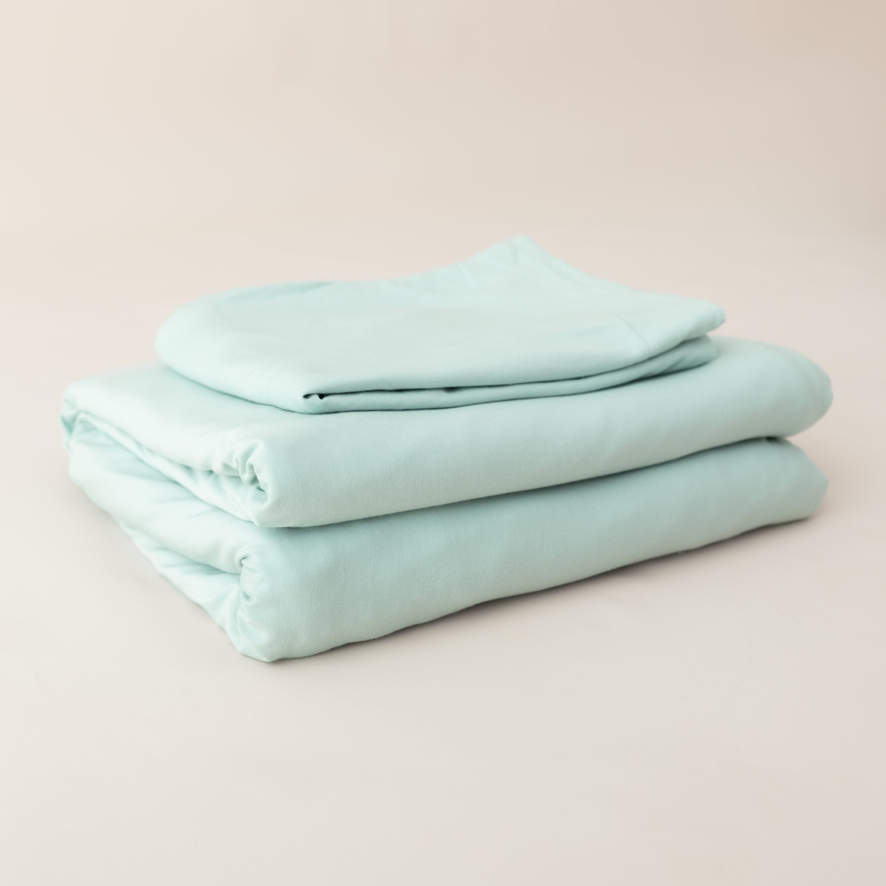 Kyte Baby Fitted Sheet with Pillowcases in Sage
