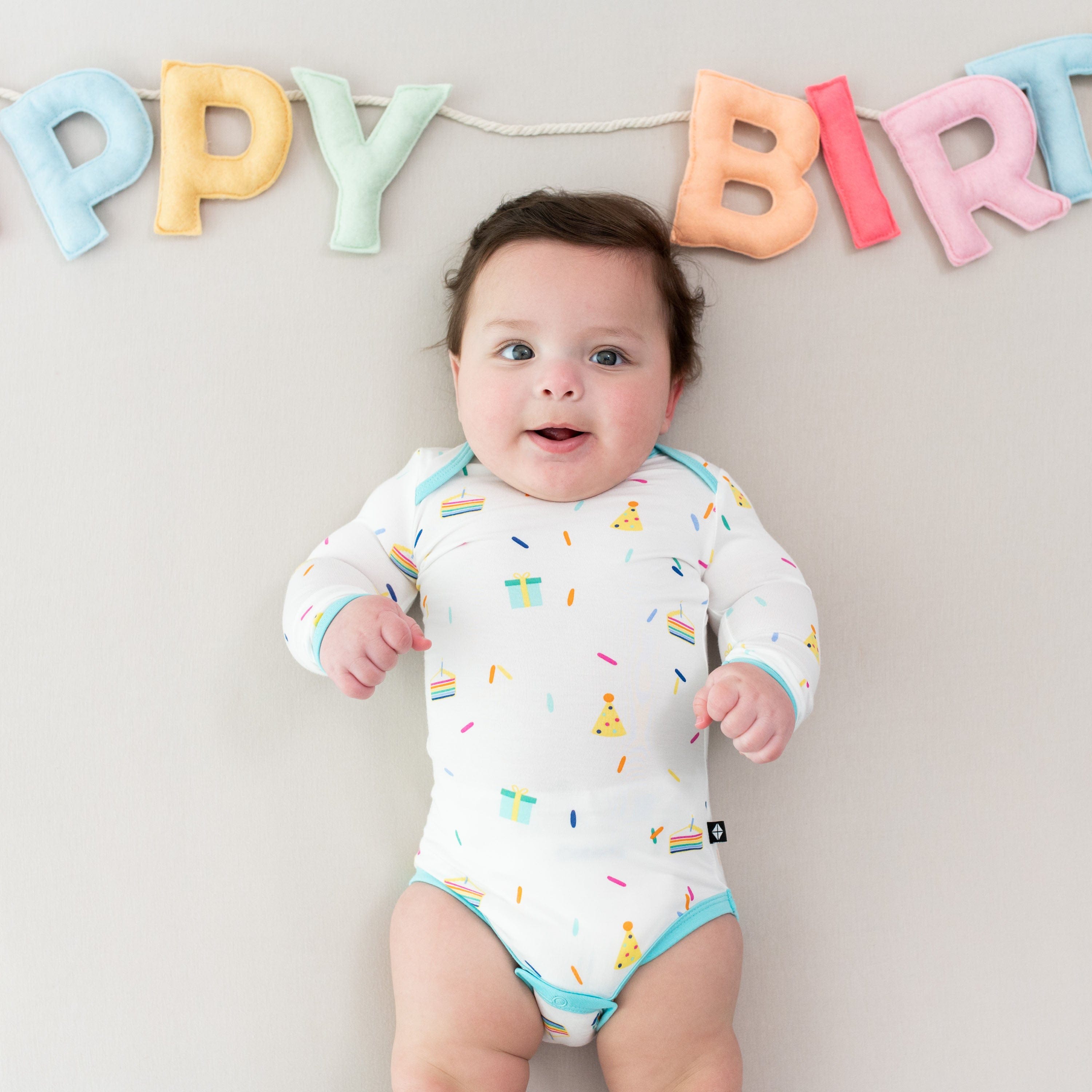 Kyte Baby Long Sleeve Bodysuits Long Sleeve Bodysuit in Cloud Party