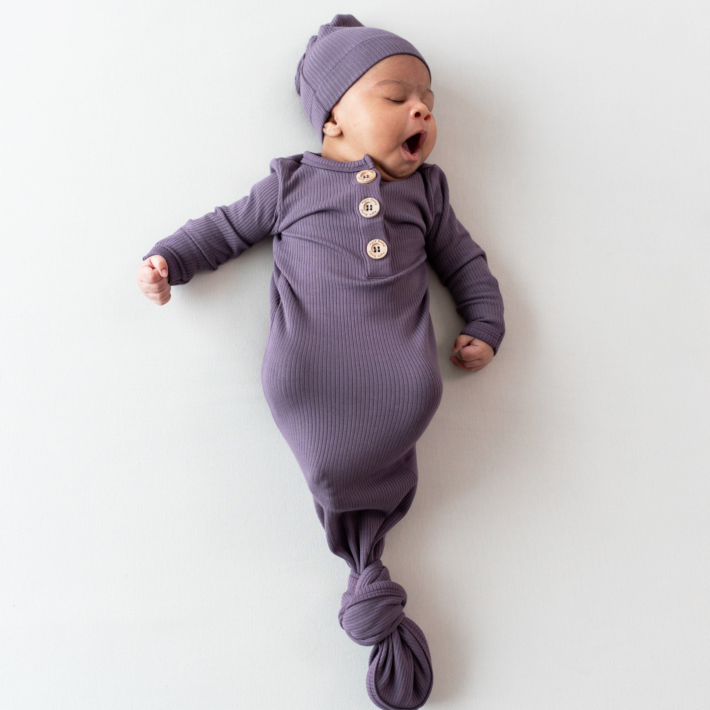 Newborn in Ribbed Knotted Gown with Hat Set in Currant