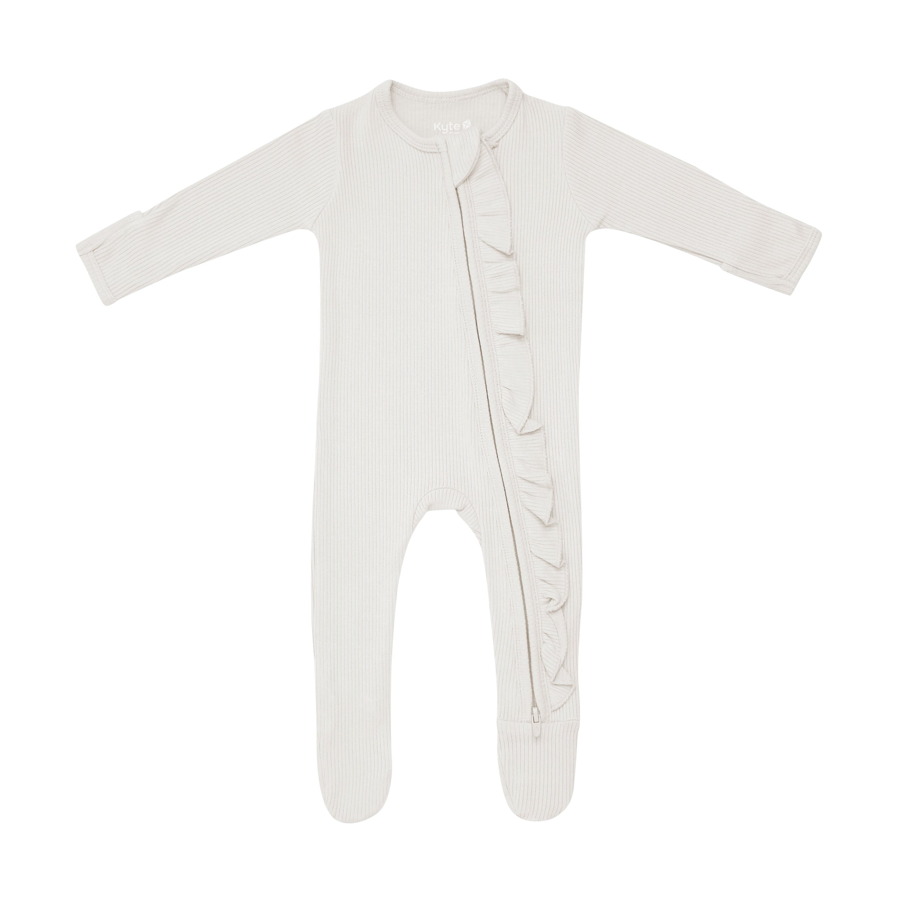 Kyte Baby Ribbed Ruffle Zipper Footie in Oat