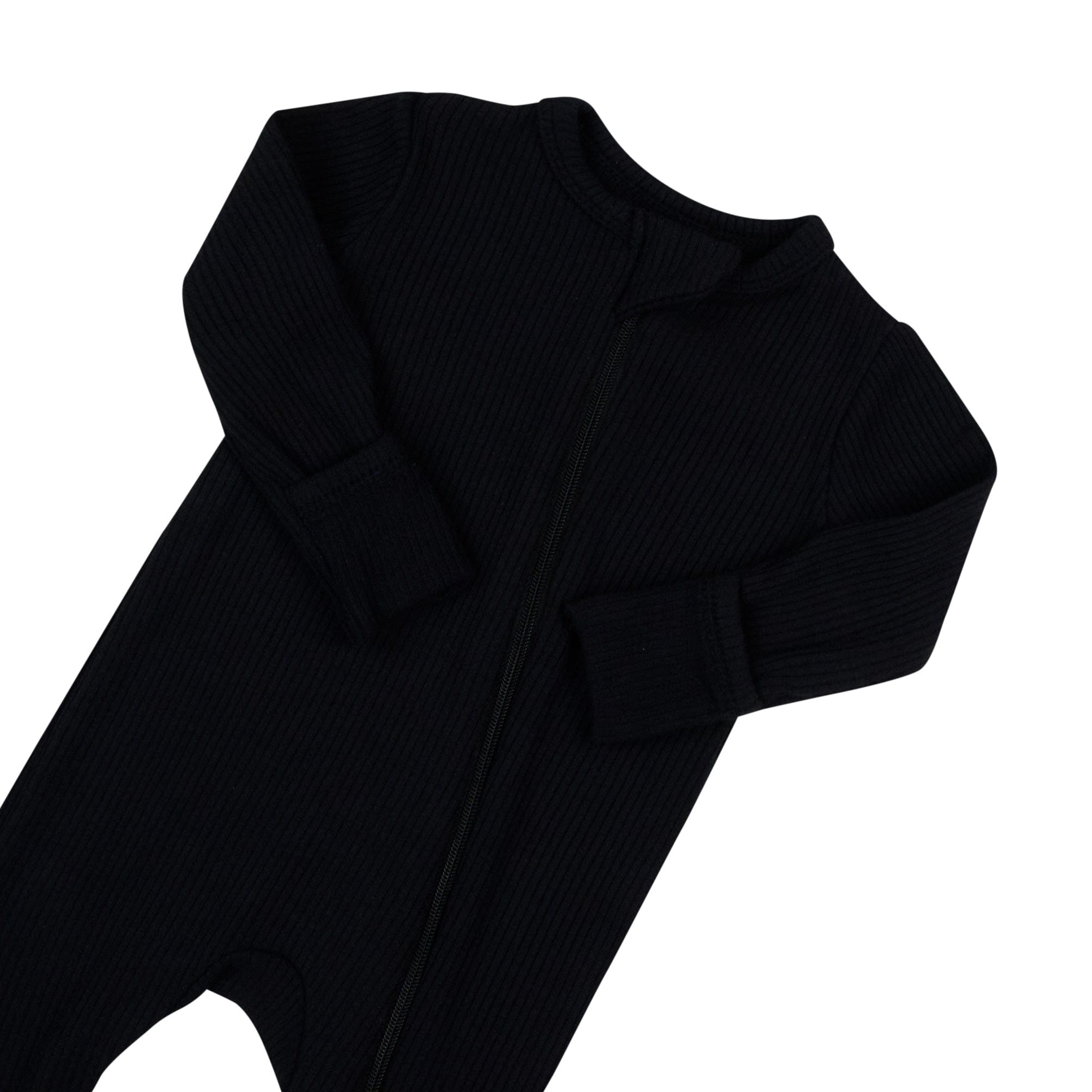 Zipper garage on Kyte Baby bamboo Ribbed Zippered Romper in Midnight