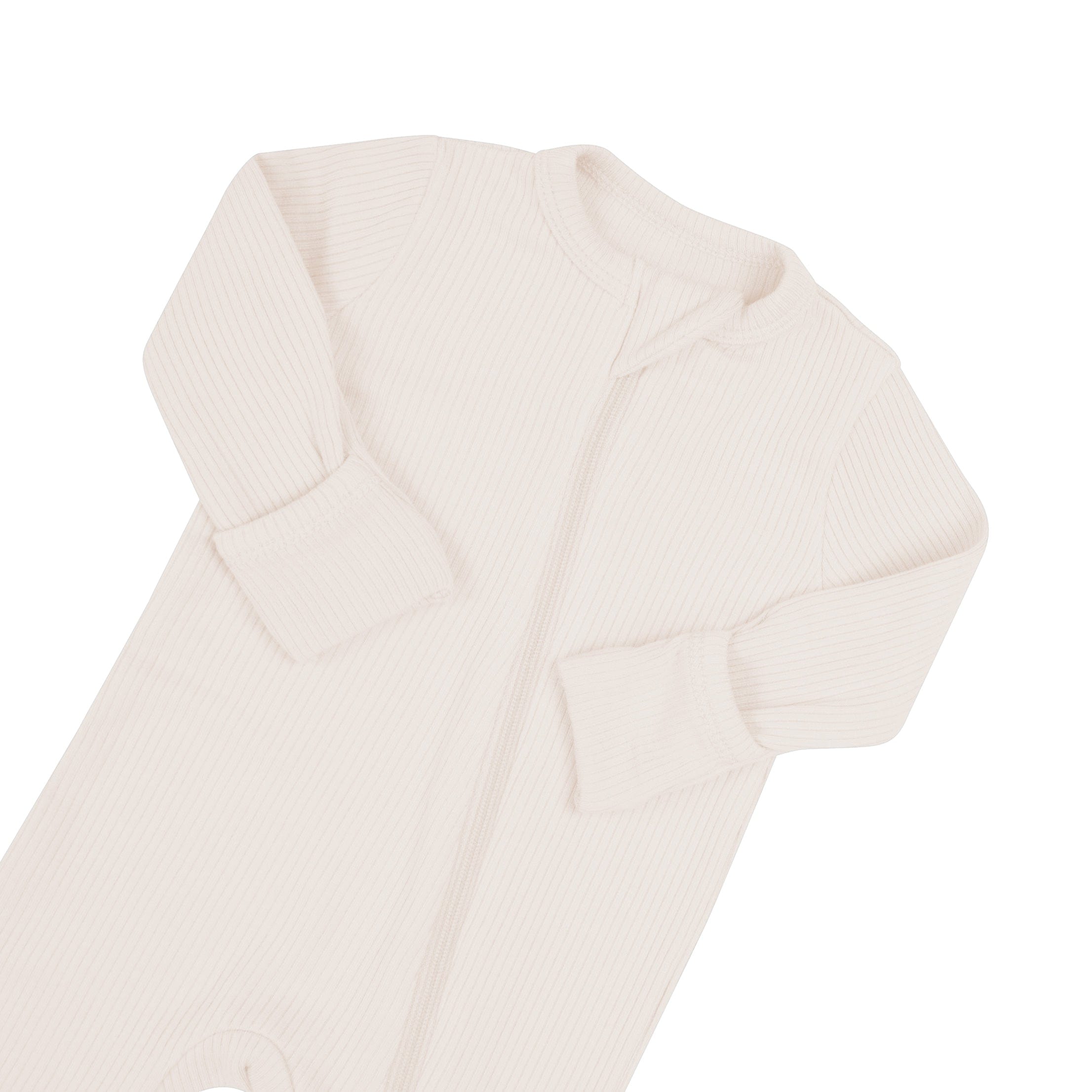 Zipper garage on Kyte Baby bamboo Ribbed Zippered Romper in Oat