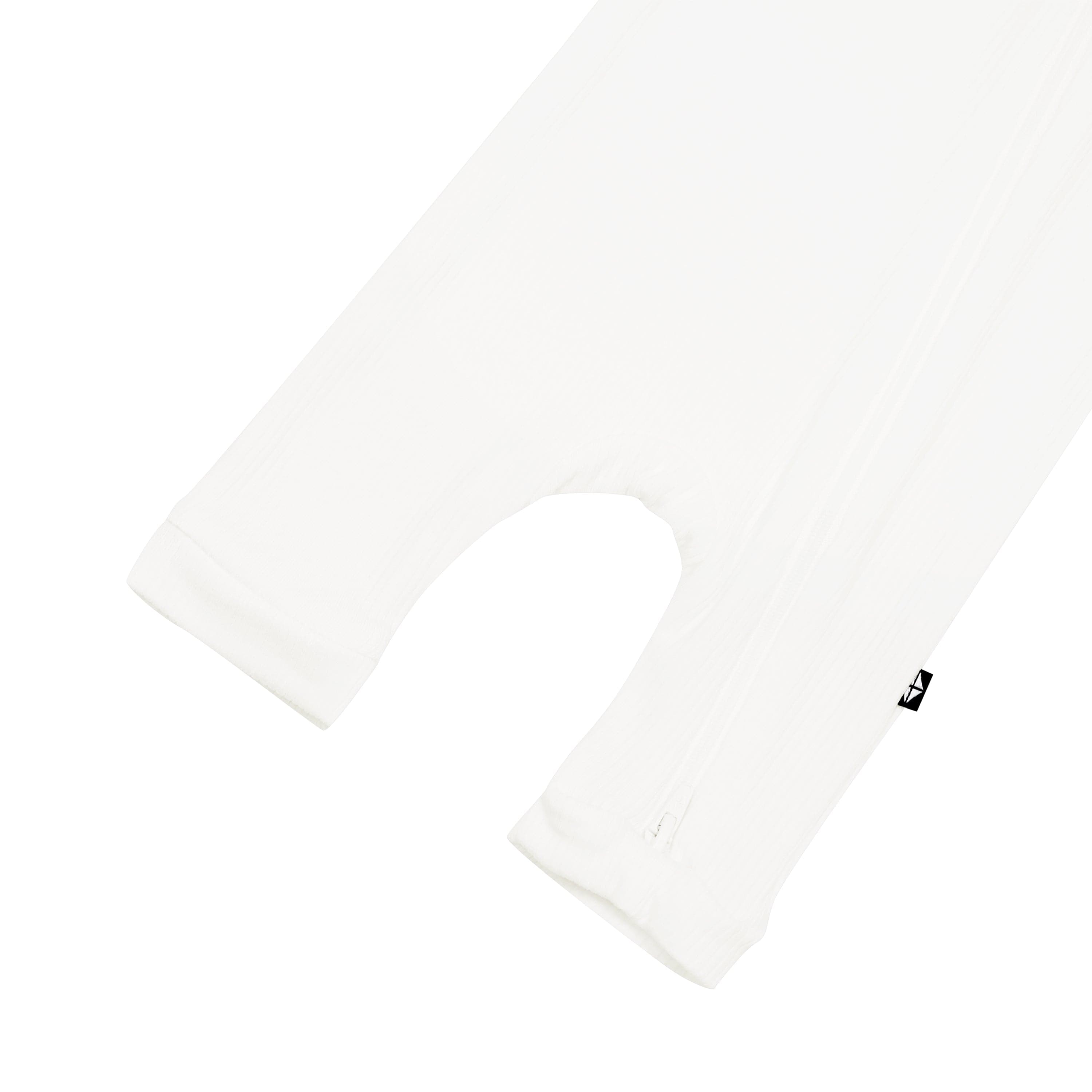 Double zipper on Kyte Baby Ribbed Zippered Sleeveless Romper in Cloud