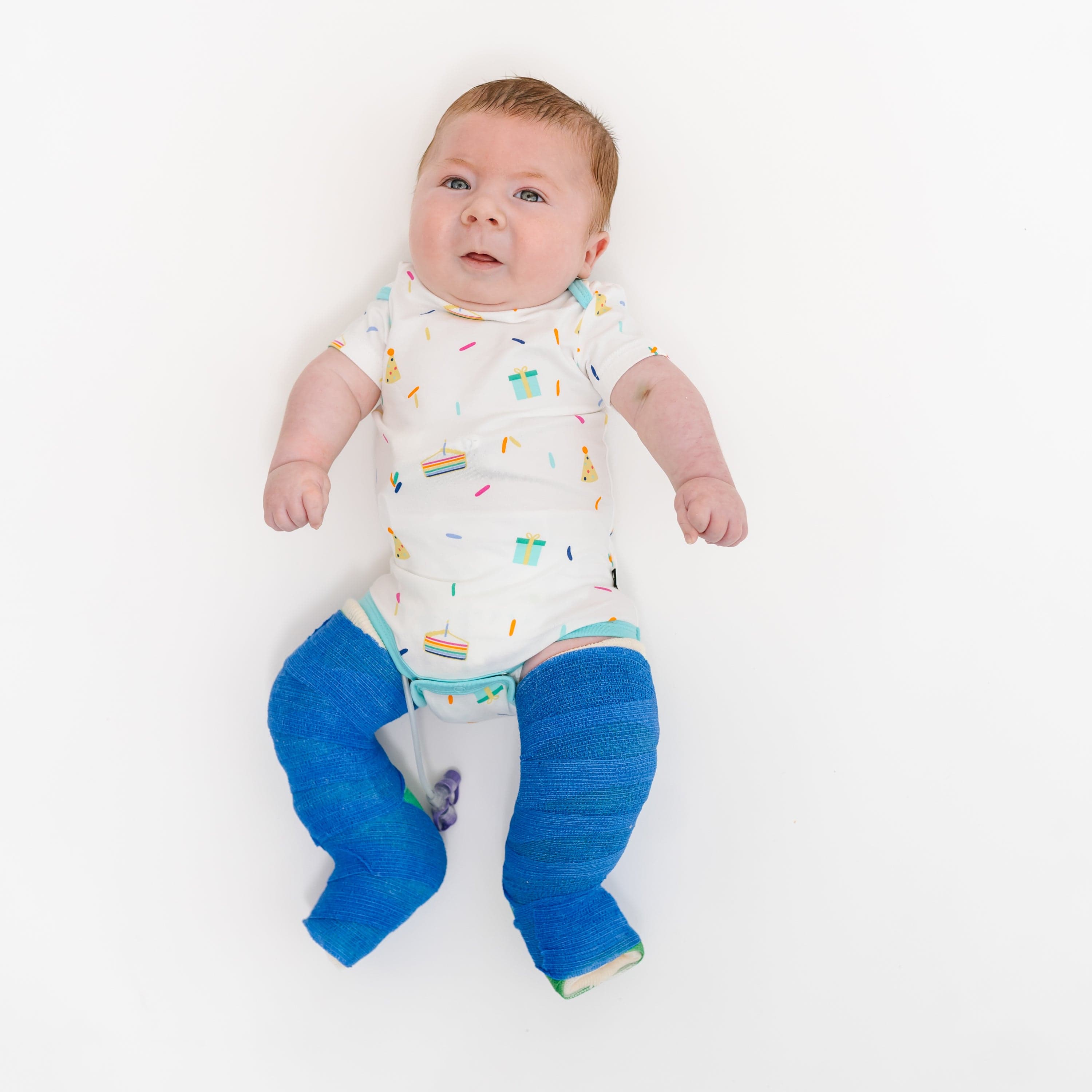 Kyte Baby Short Sleeve Bodysuits Bodysuit in Cloud Party