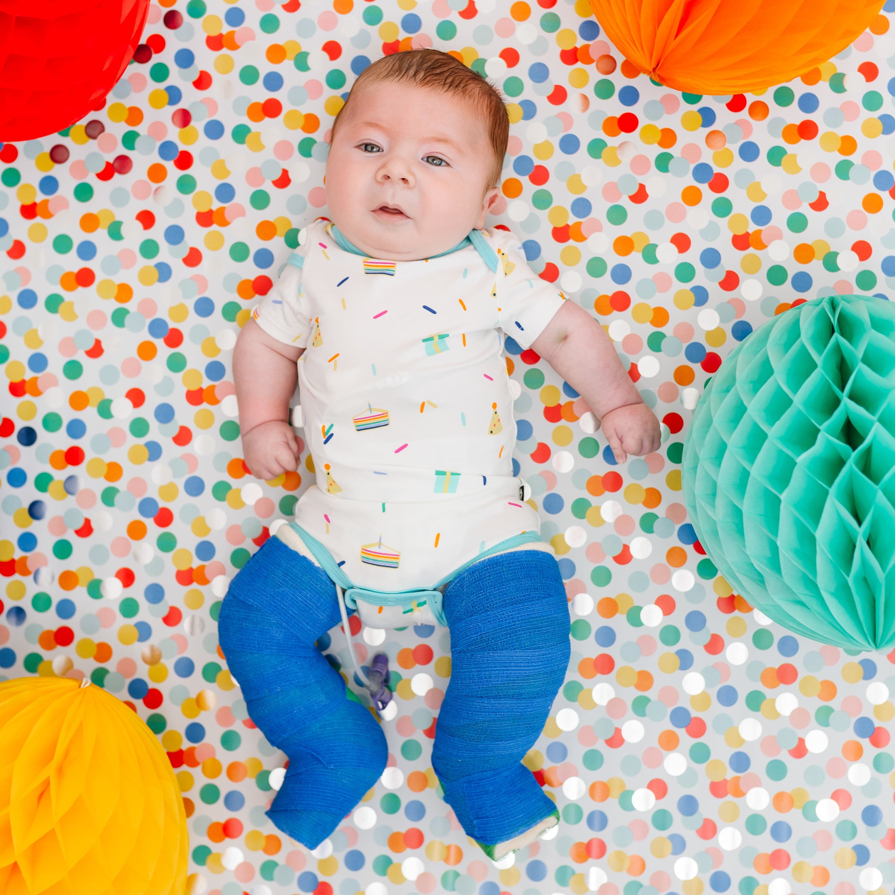 Kyte Baby Short Sleeve Bodysuits Bodysuit in Cloud Party