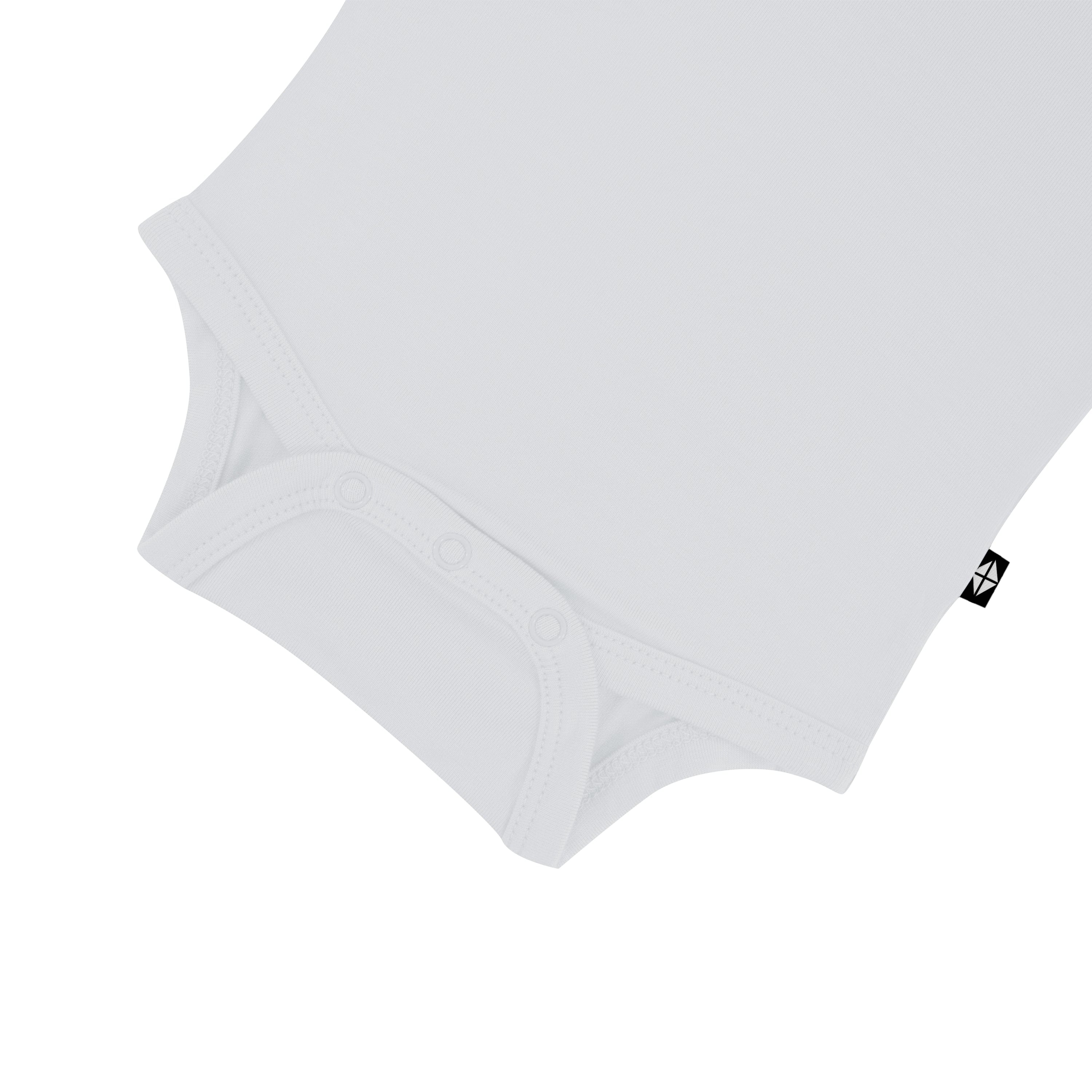 Close up of snap bottom of Kyte Baby Bodysuit in Storm
