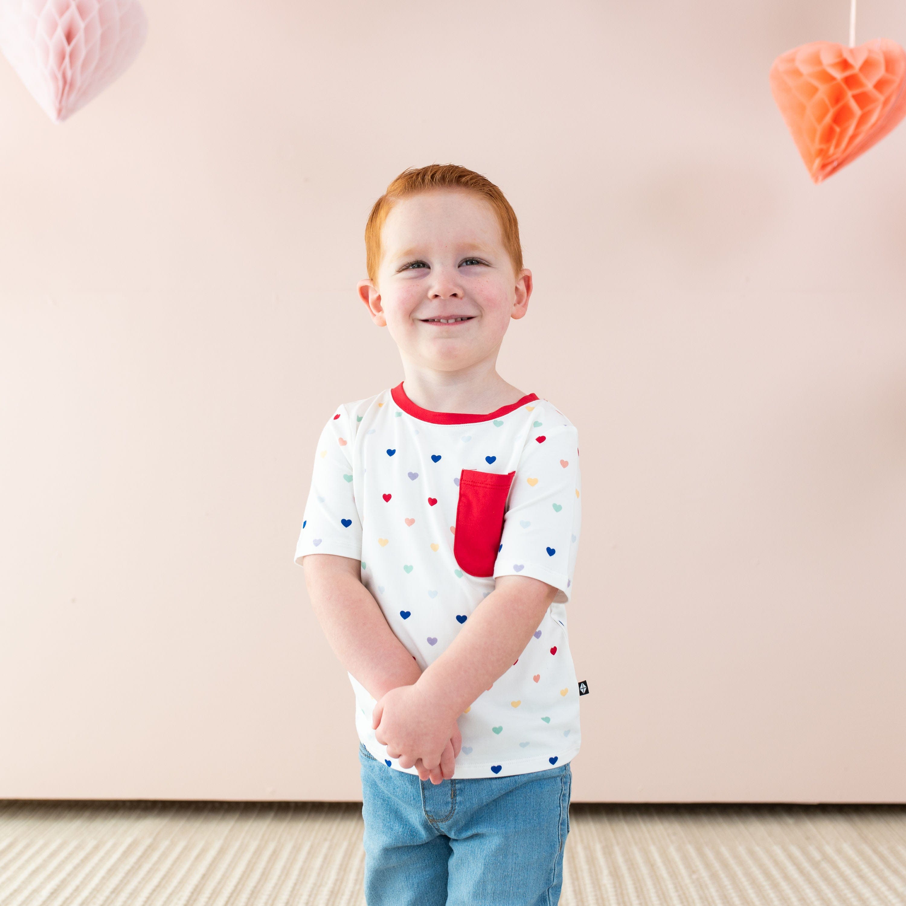 Kyte Baby Short Sleeve Toddler Unisex Tee Toddler Crew Neck Tee in Cloud Rainbow Heart