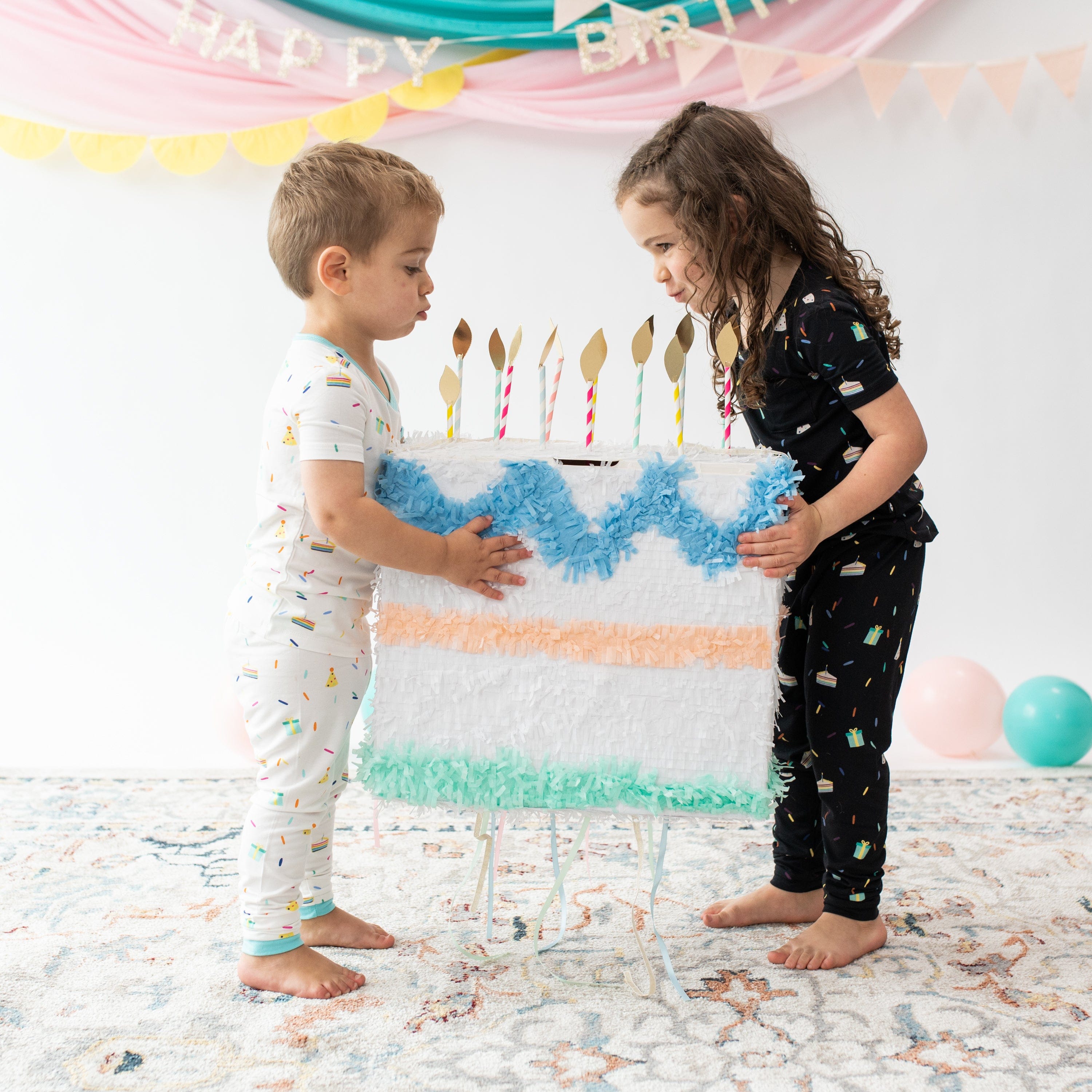 Kyte Baby Short Sleeve with Pants Pajama Short Sleeve with Pants Pajamas in Cloud Party