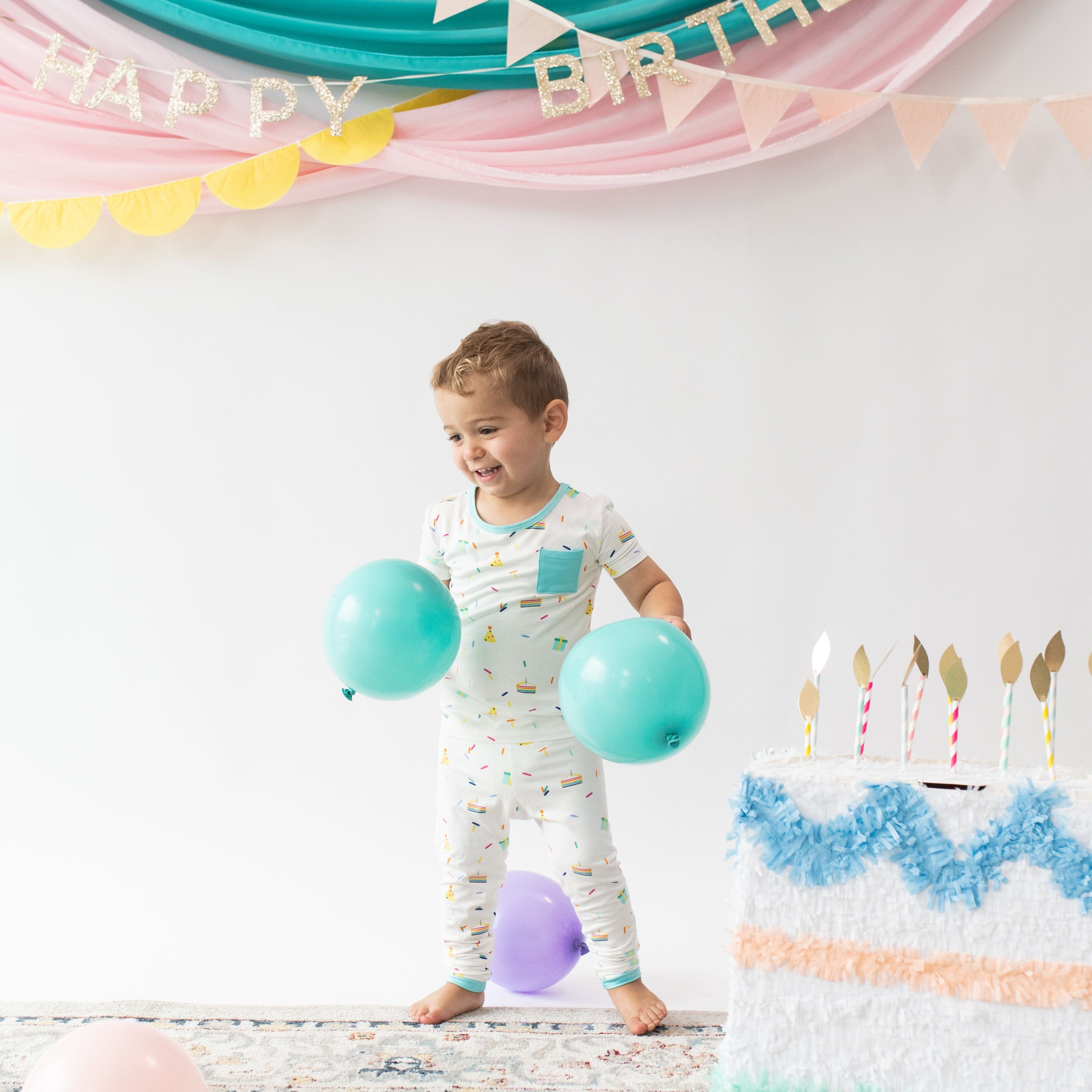 Kyte Baby Short Sleeve with Pants Pajama Short Sleeve with Pants Pajamas in Cloud Party