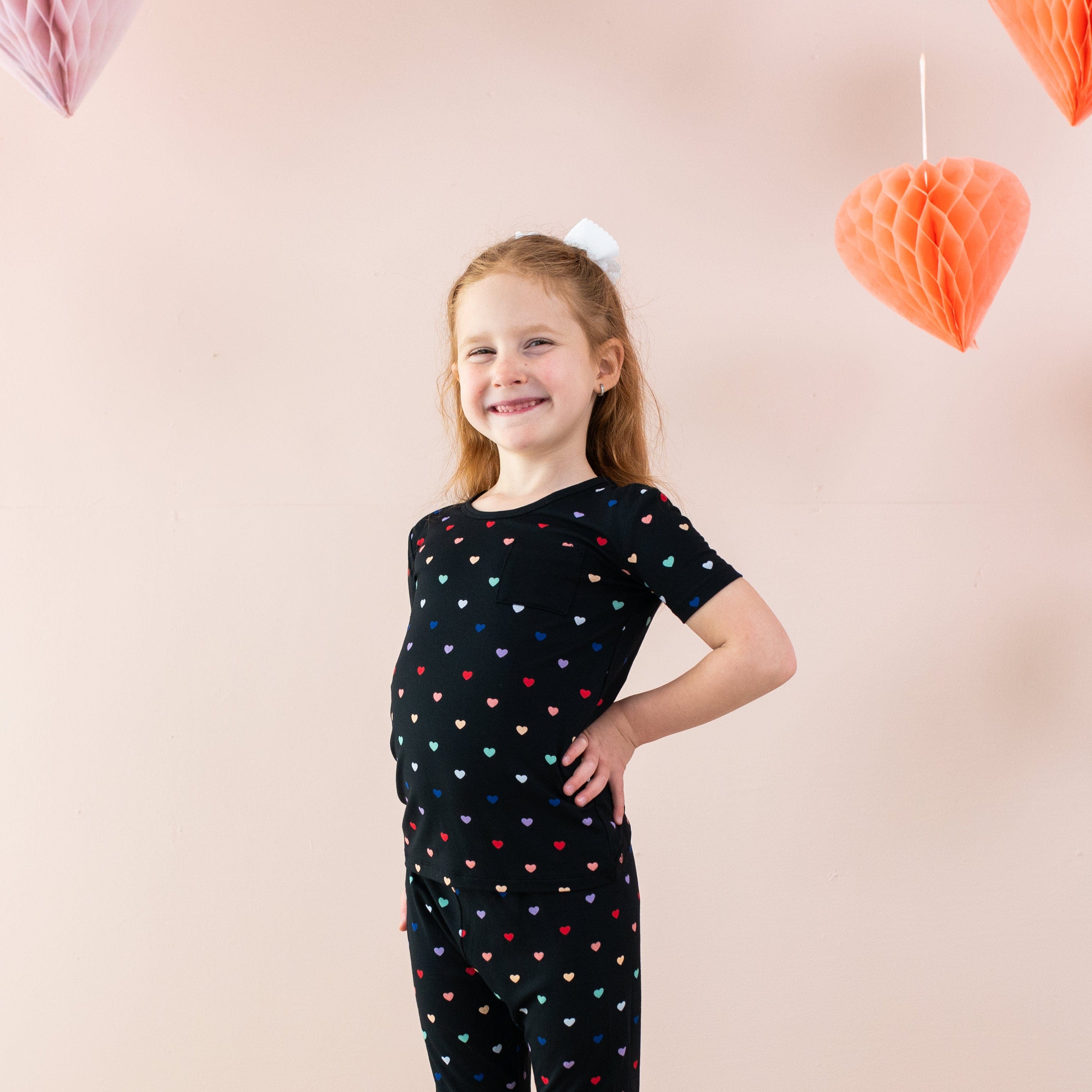 Kyte Baby Short Sleeve with Pants Pajama Short Sleeve with Pants Pajamas in Midnight Rainbow Heart