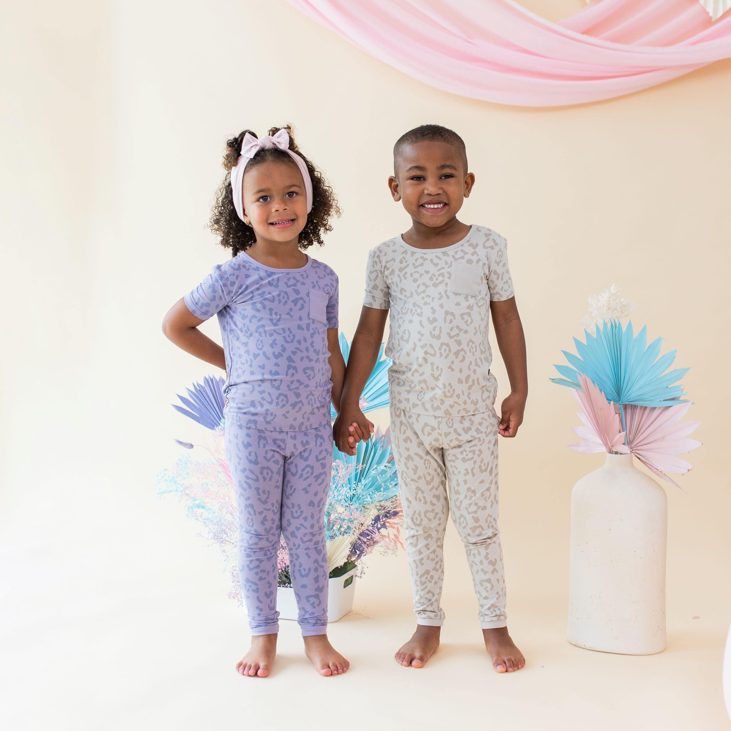 Kyte Baby Short Sleeve with Pants Pajama Short Sleeve with Pants Pajamas in Oat Leopard