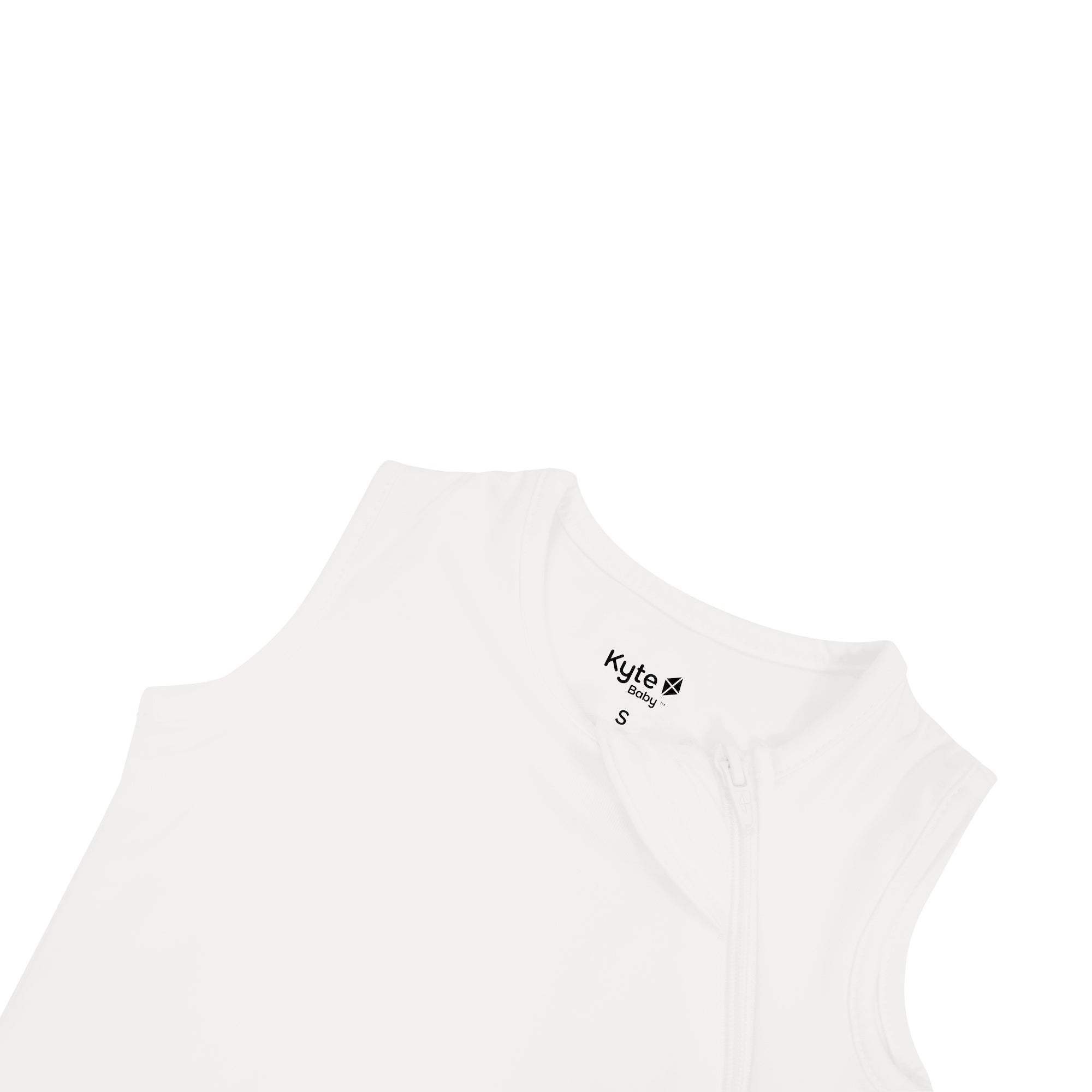 Zipper garage on Kyte Baby Sleep Bag in Cloud 0.5