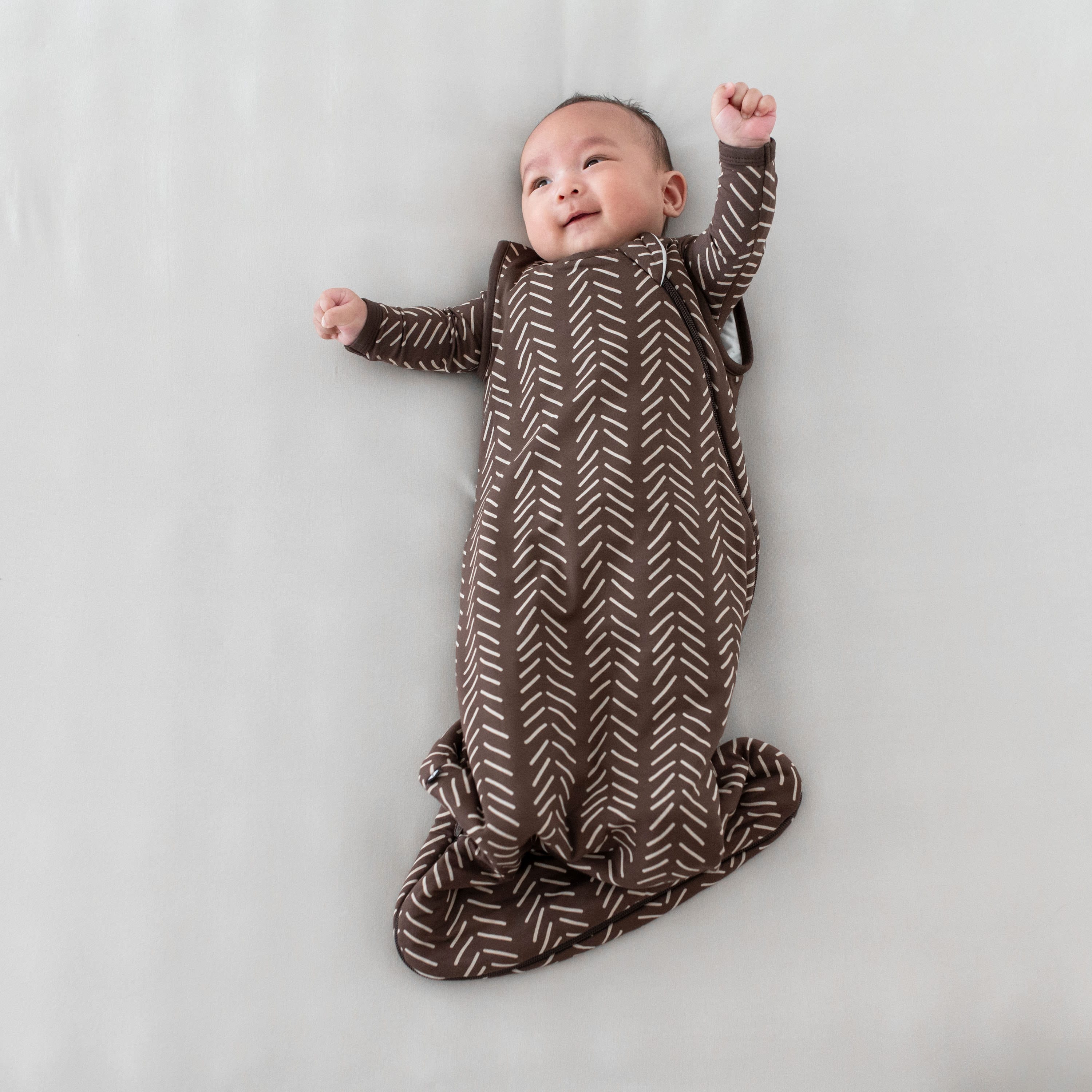 Kyte Baby Sleep Bag 1.0 Tog Sleep Bag in Espresso Herringbone 1.0