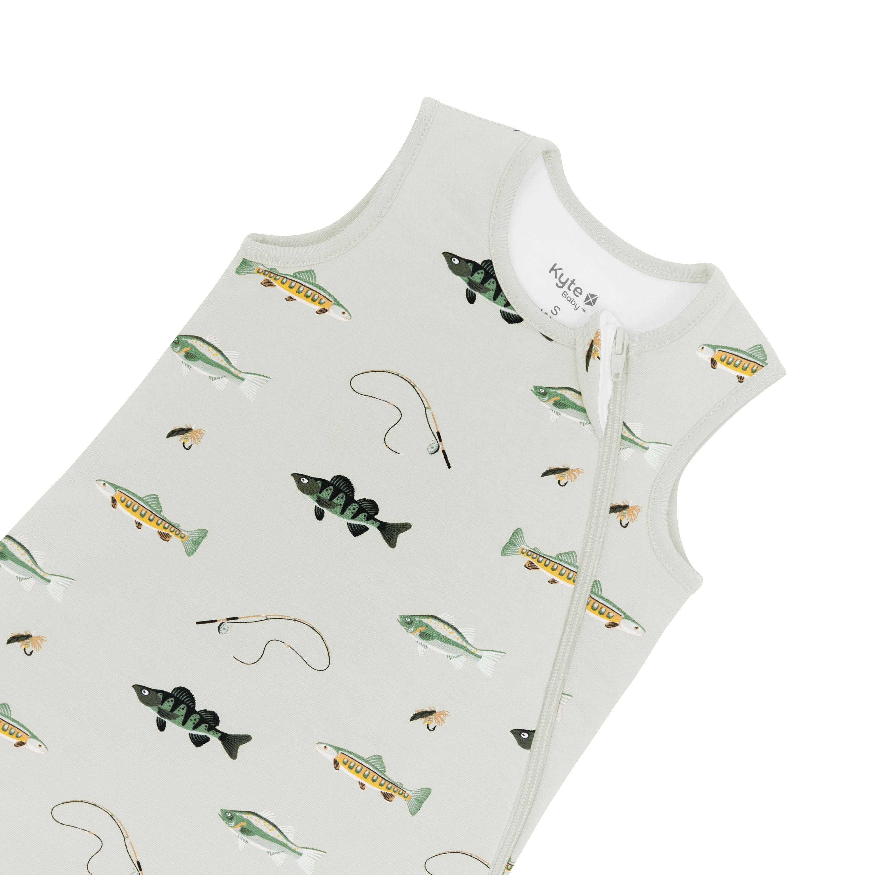 Zipper garage on Kyte Baby Sleep Bag in Fishing 1.0