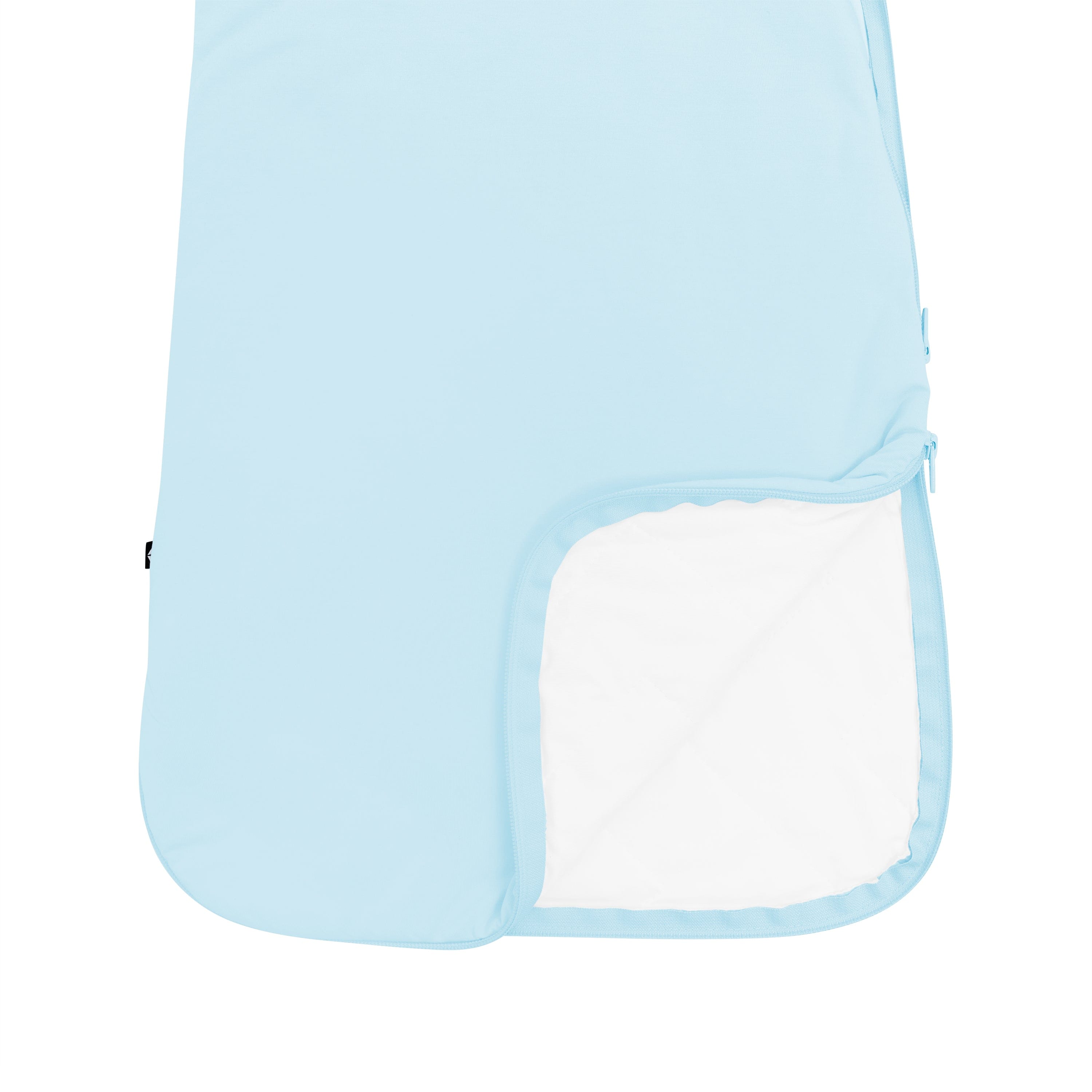 Double zipper on Kyte Baby Sleep Bag in Powder 1.0