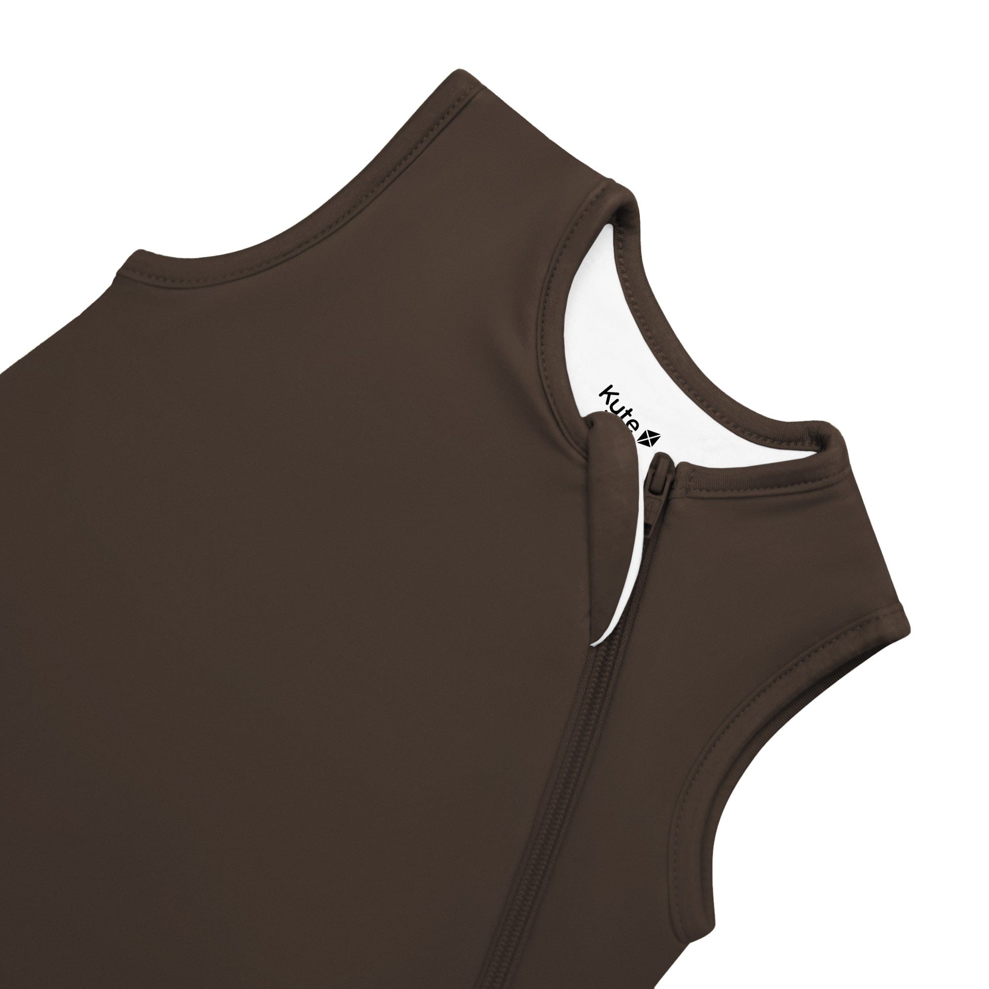 Close up of the zipper garage on the Sleep Bag in Espresso 2.5