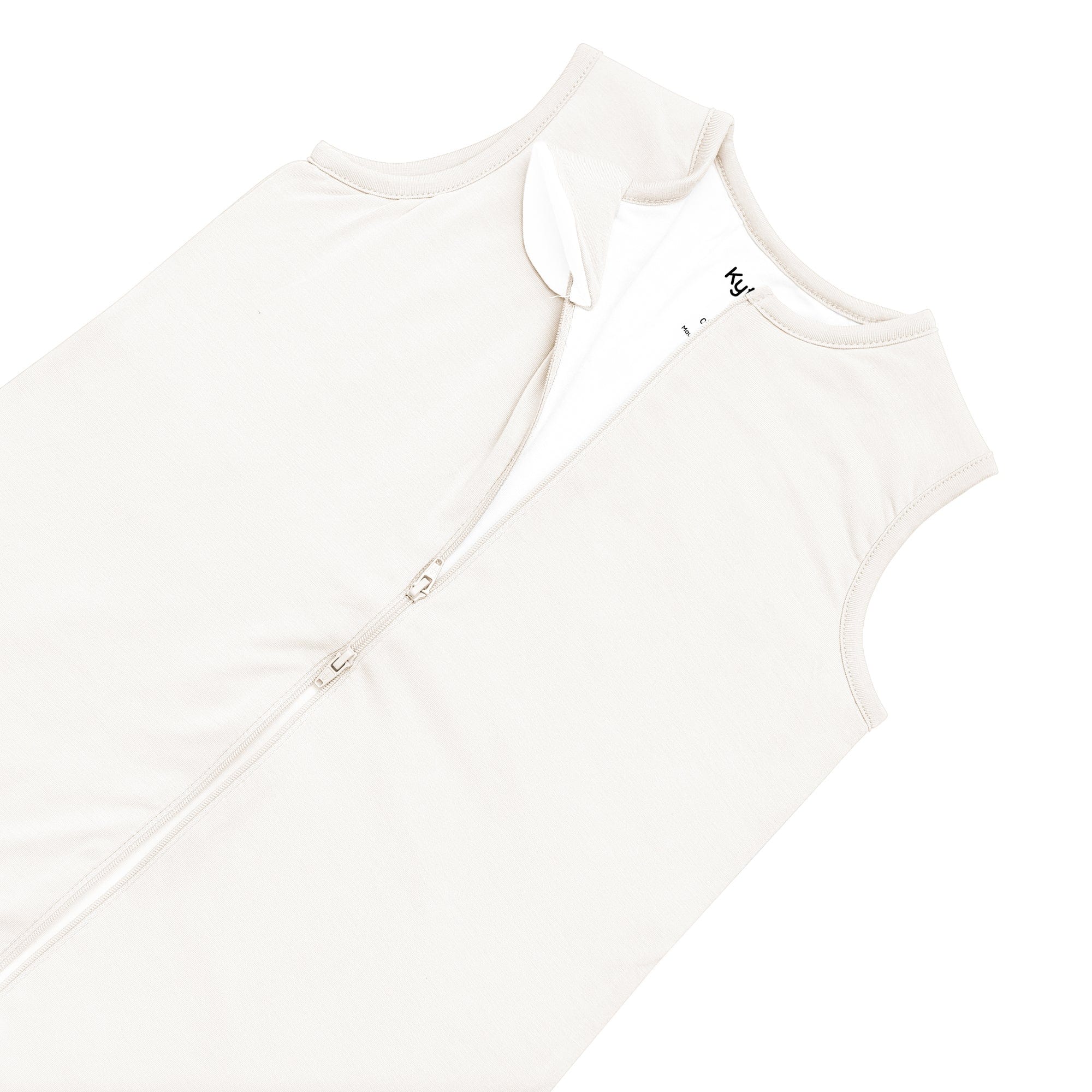 Dual zipper on Kyte Baby Sleep Bag Walker in Cloud 0.5