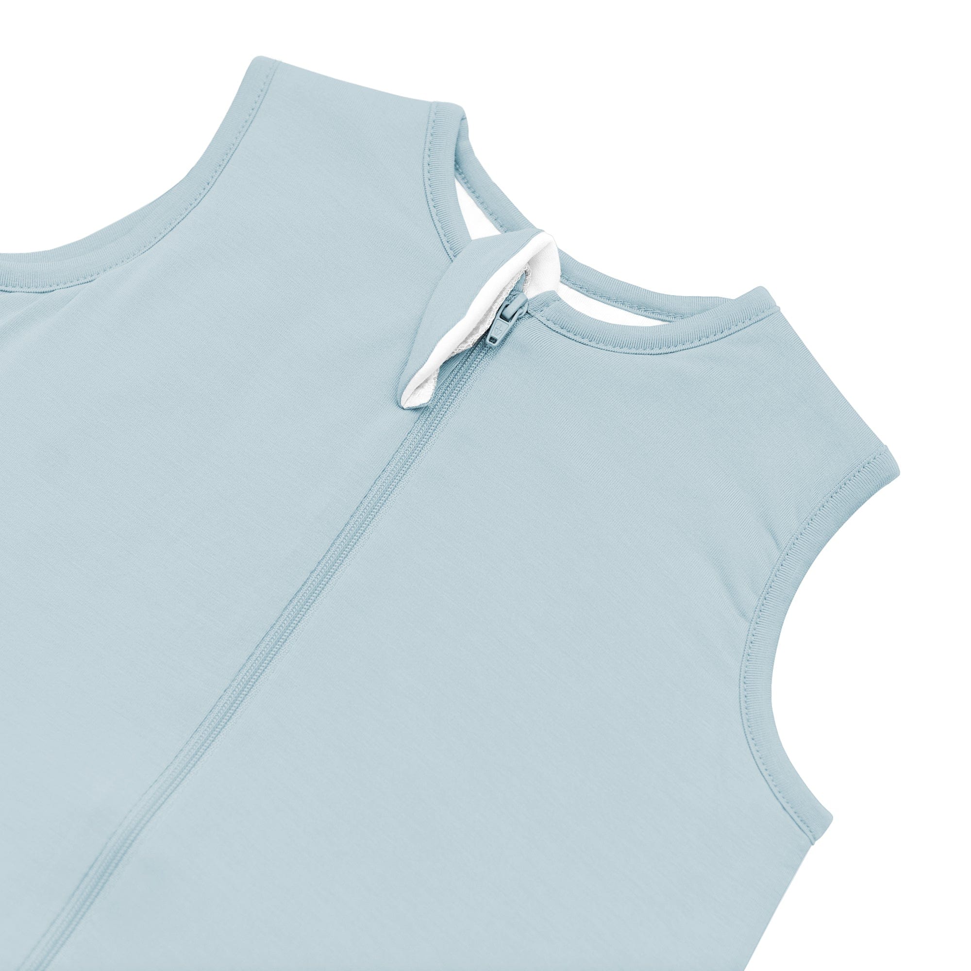 Zipper garage on bamboo Kyte Baby Sleep Bag Walker in Fog 0.5