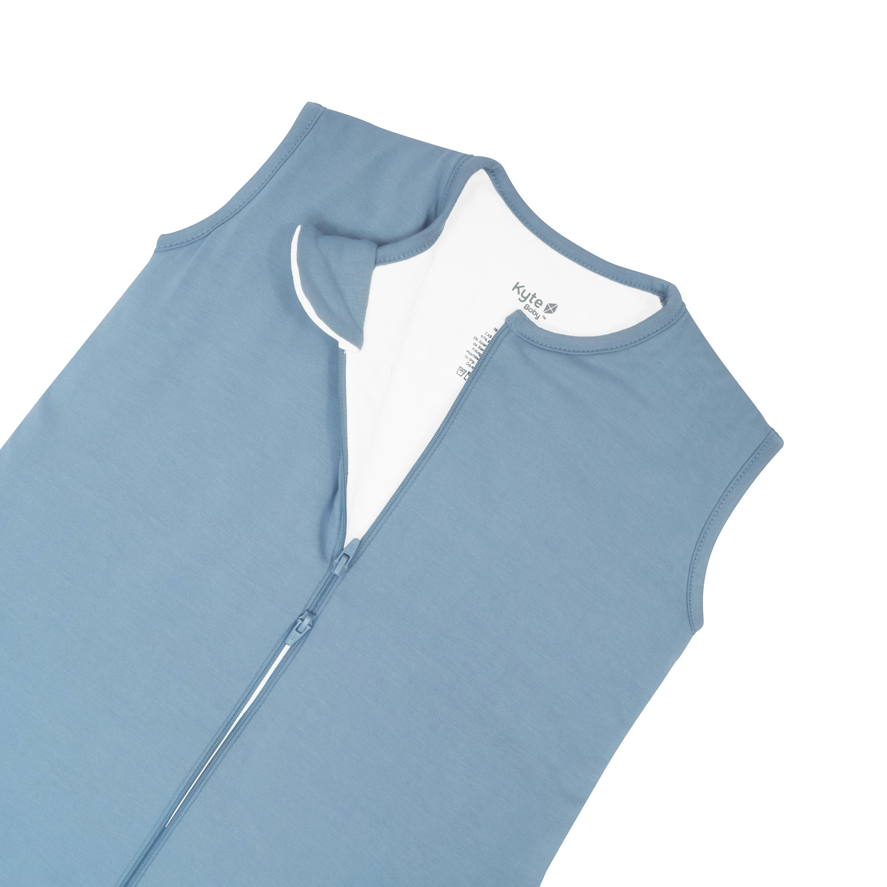 Unzipped double zipper on the Sleep Bag Walker in Slate 1.0