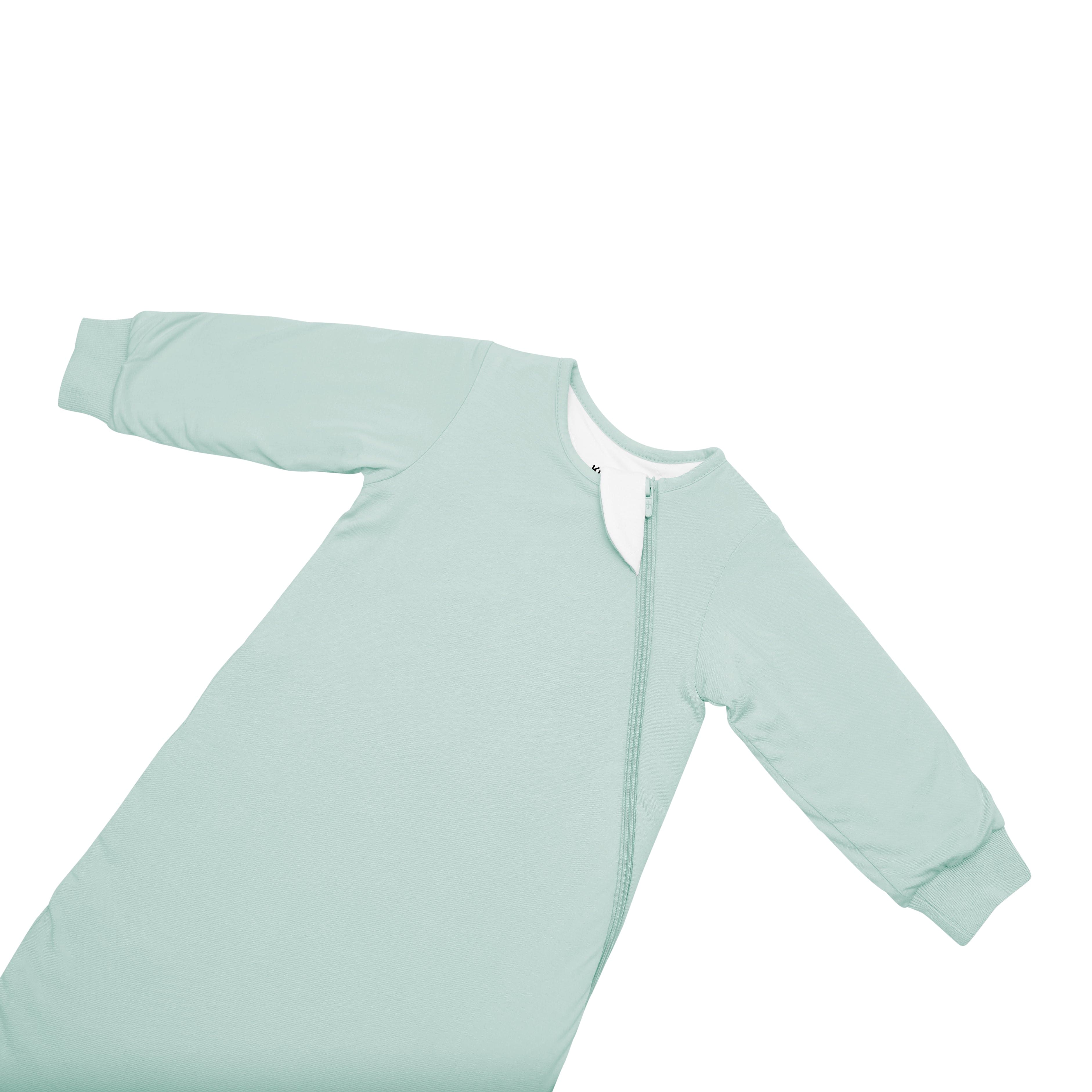 Zipper garage on Kyte Baby bamboo Slumber Bag in Sage