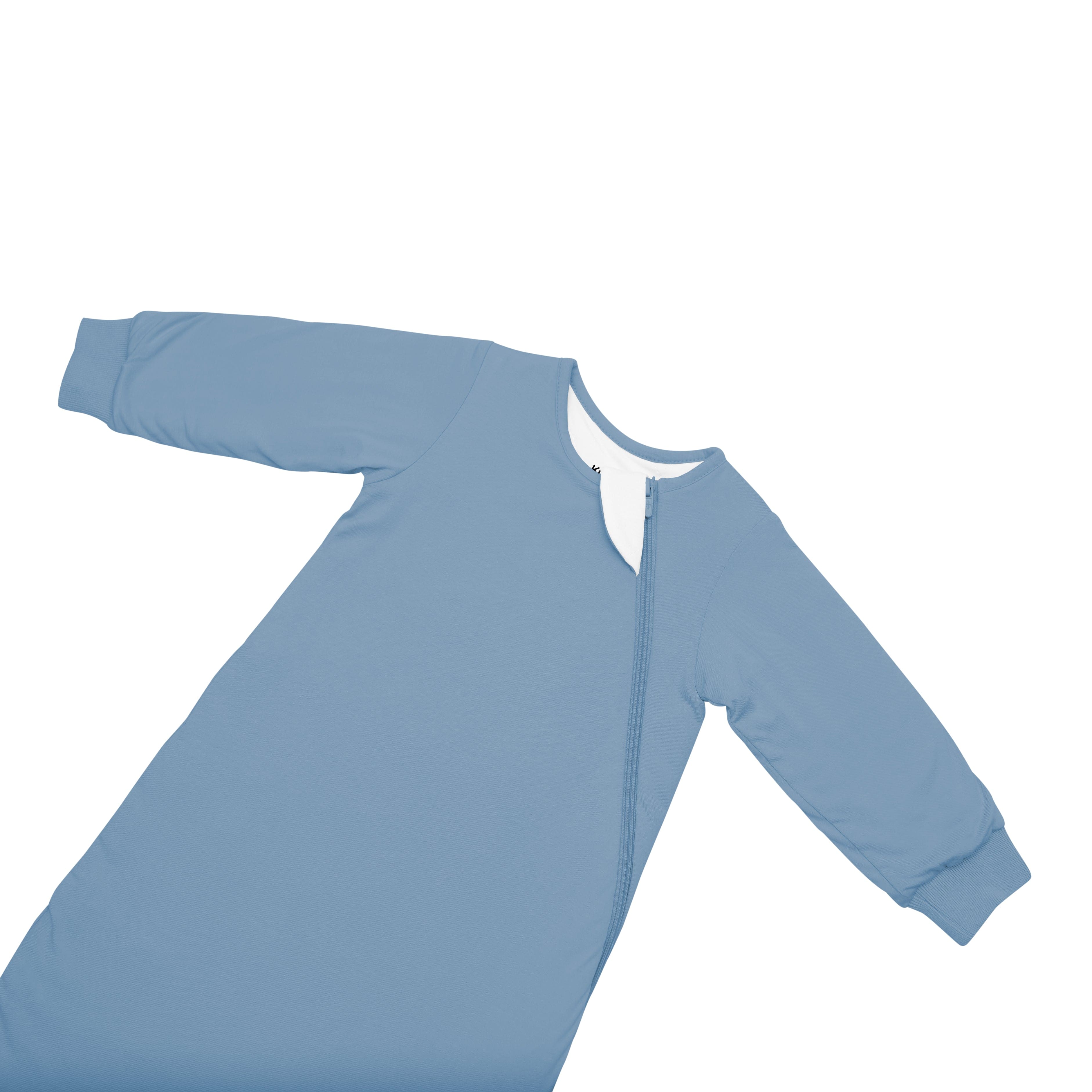 Zipper garage on Kyte Baby bamboo Slumber Bag in Slate