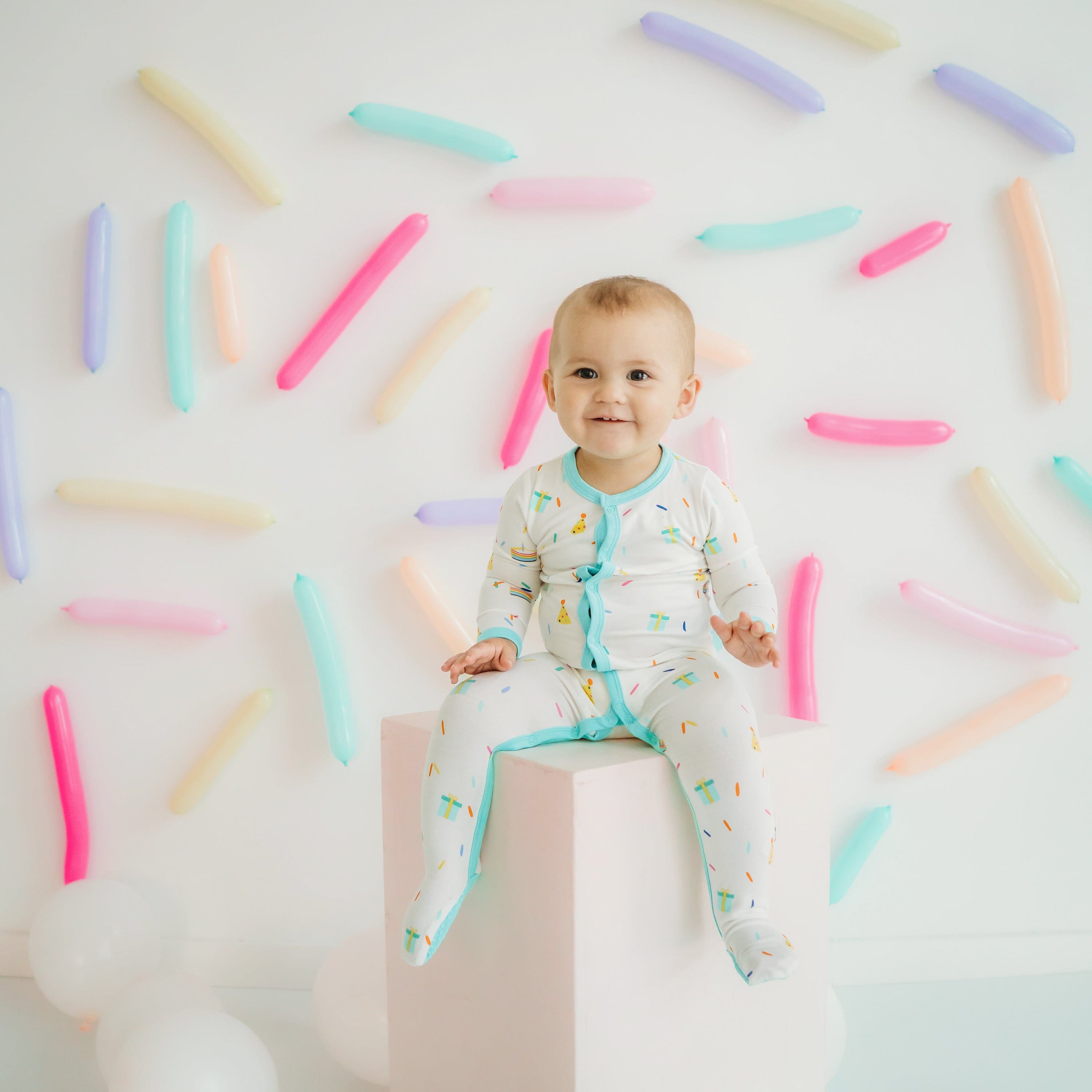 Kyte Baby Snap Footies Footie in Cloud Party