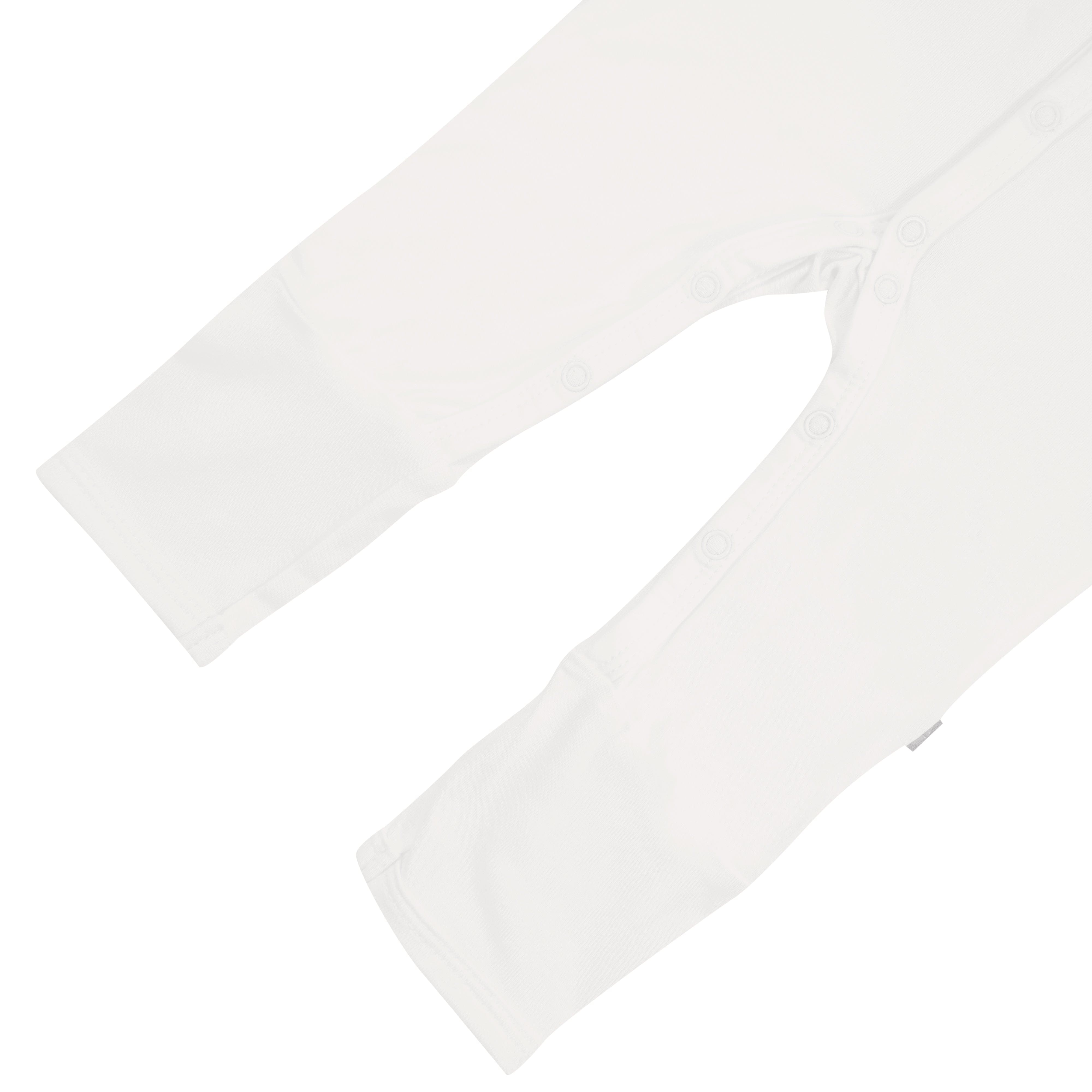 Snaps on legs of Kyte Baby Romper in Cloud