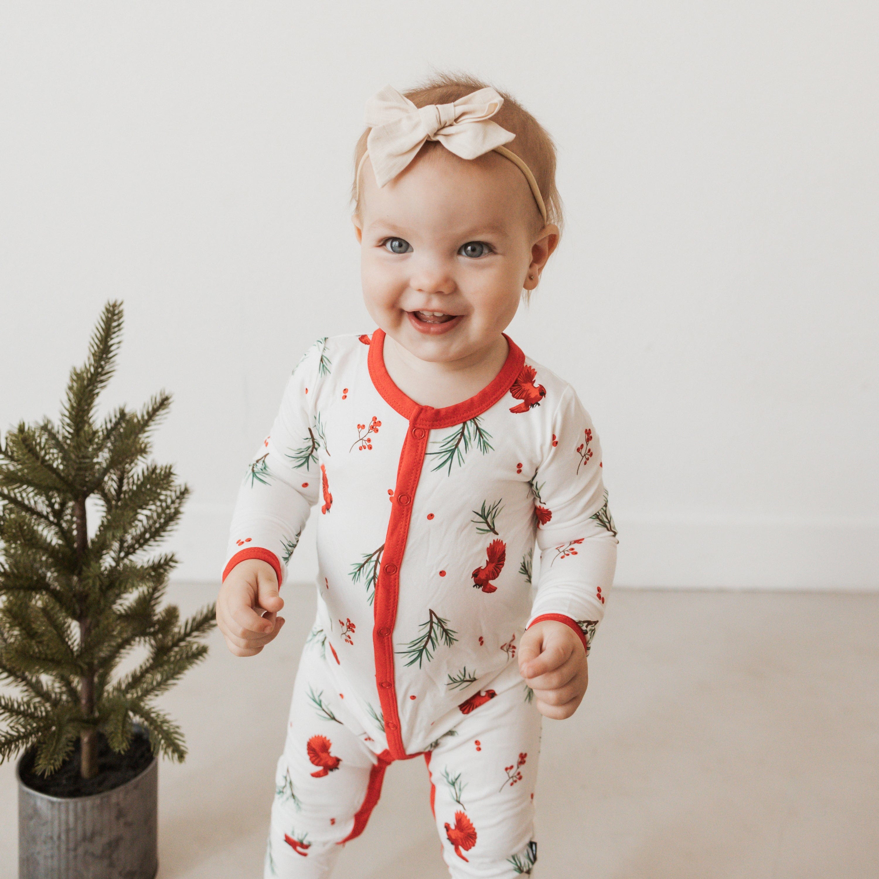 Kyte Baby Snap Romper Romper in Winterberry