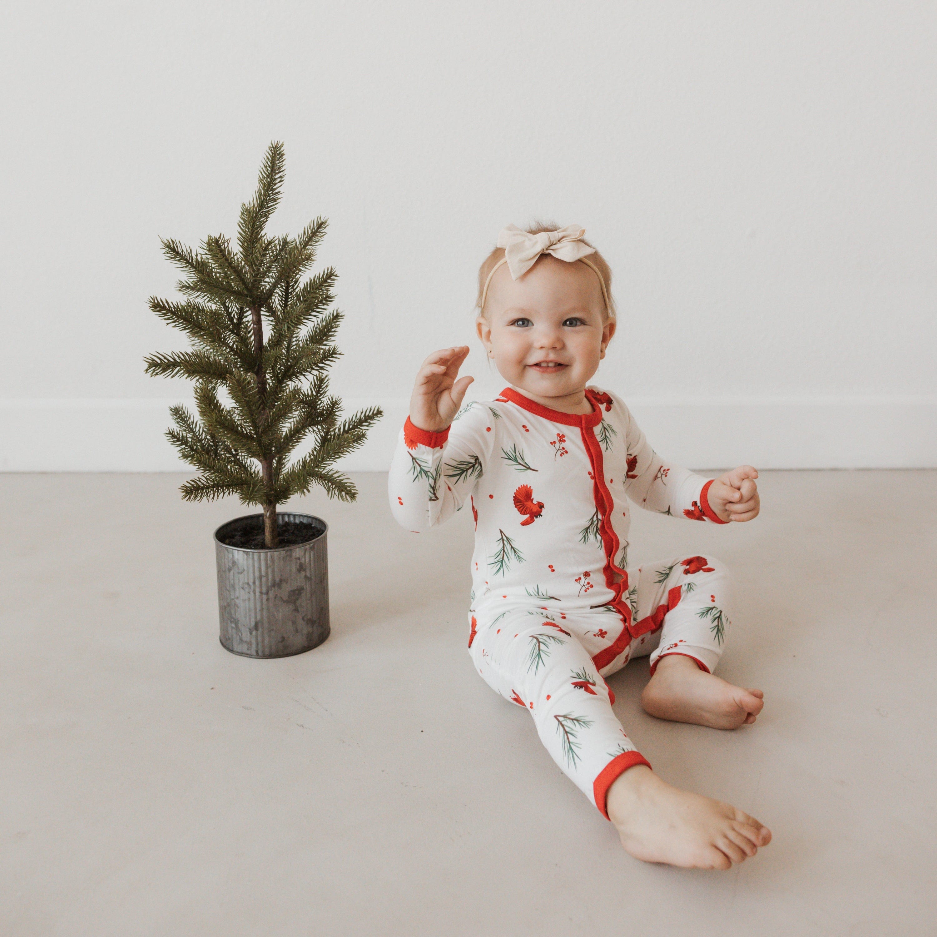 Kyte Baby Snap Romper Romper in Winterberry