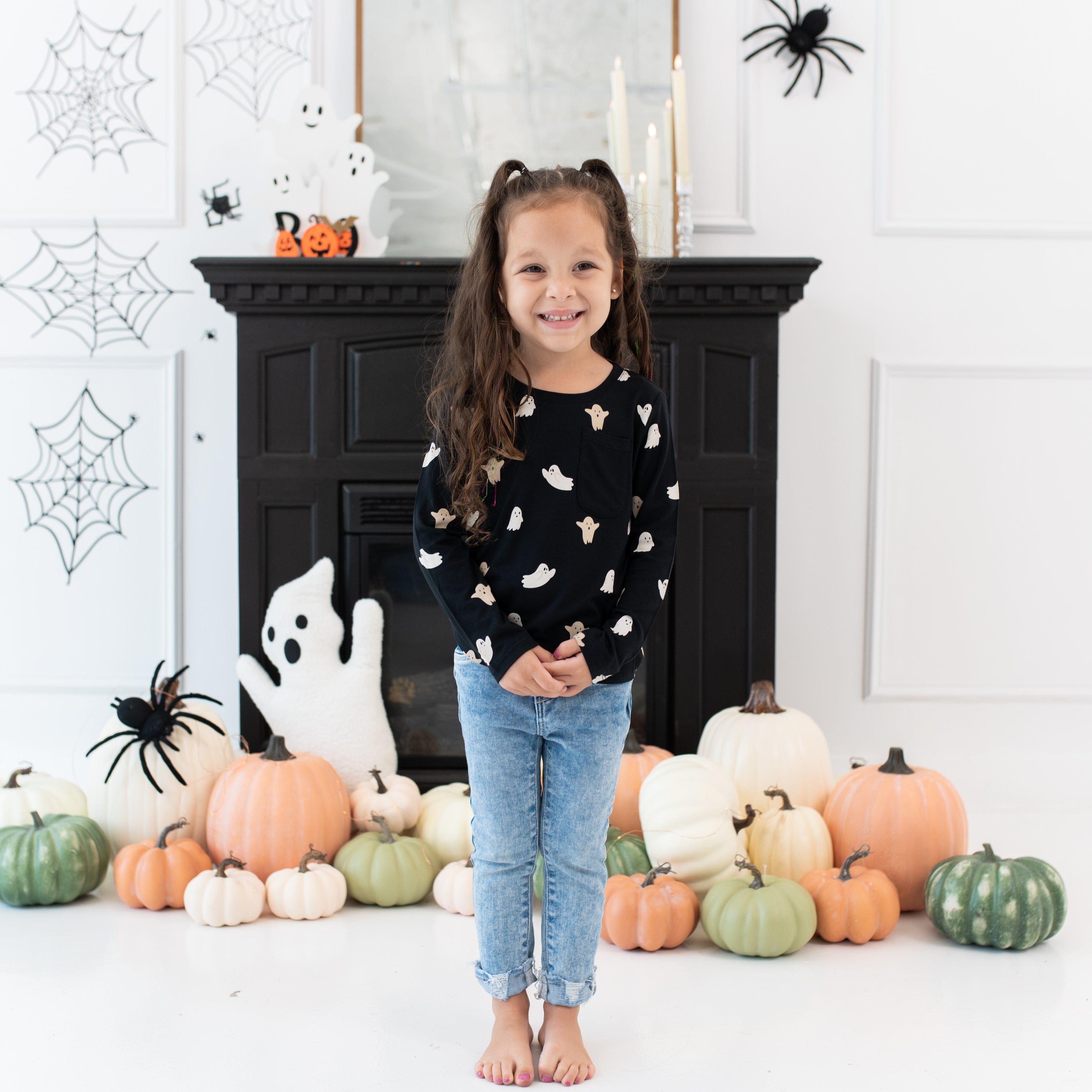 Kyte Baby Toddler Unisex Tee Long Sleeve Toddler Crew Neck Tee in Boo