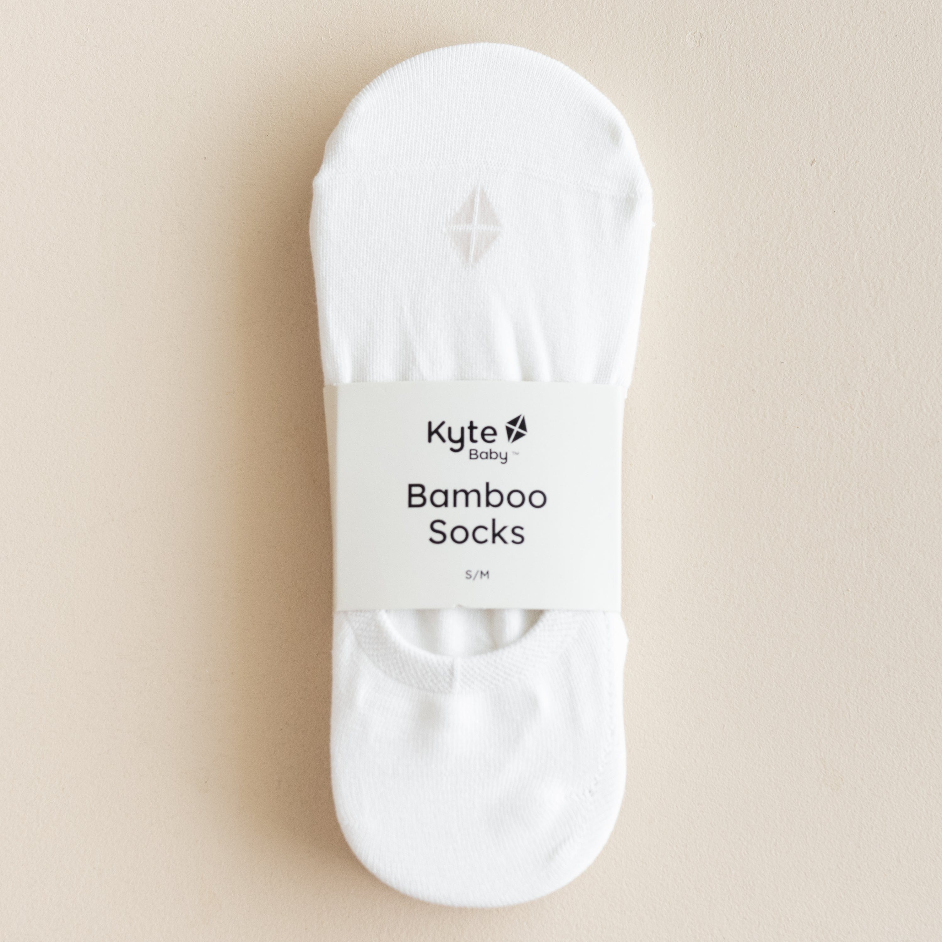 Pair of Kyte Baby Women's No Show Socks in Cloud